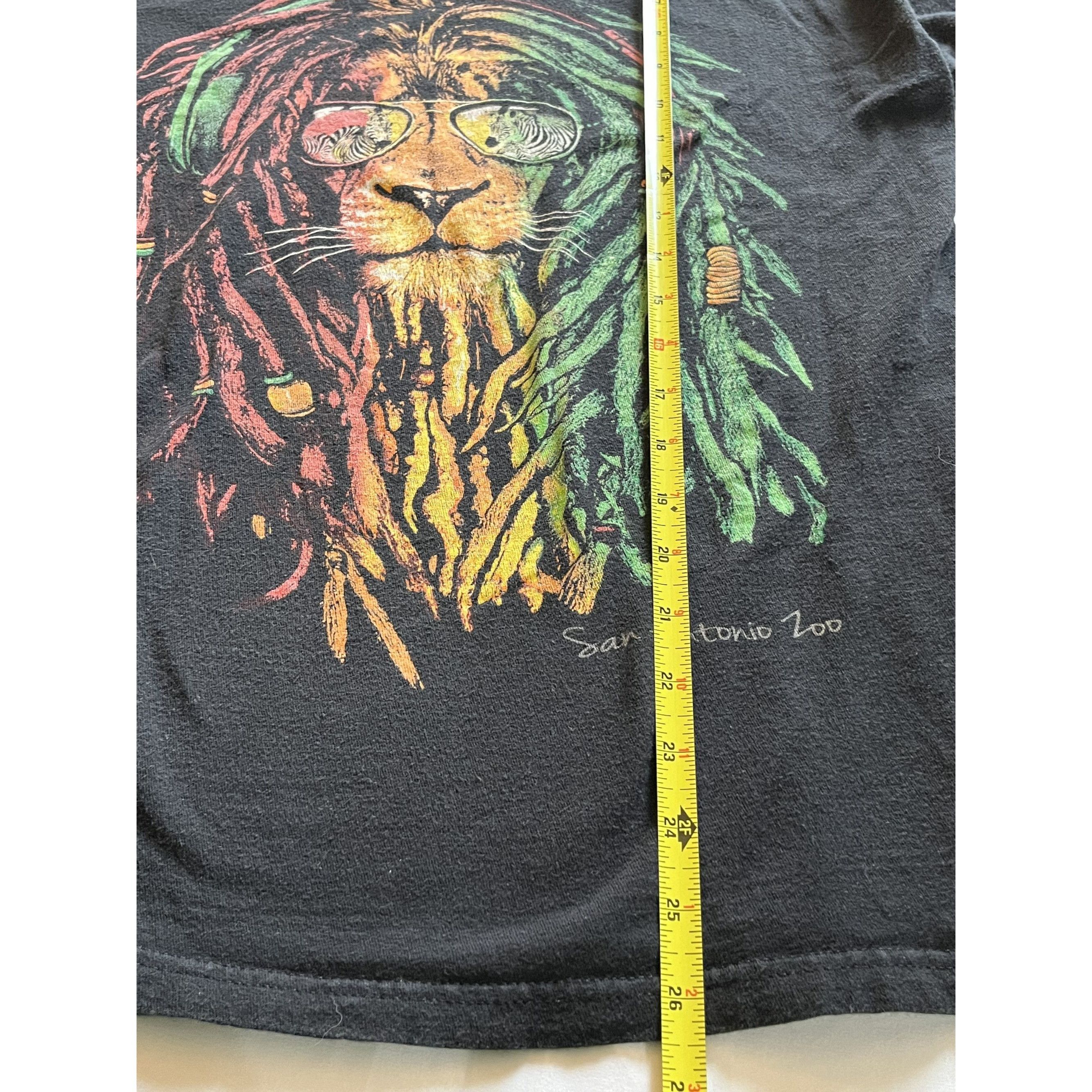 Vintage Rasta Reggae Lion Dreads San Antonio Zoo Black Tshirt Mens S Size US L / EU 52-54 / 3 - 12 Thumbnail