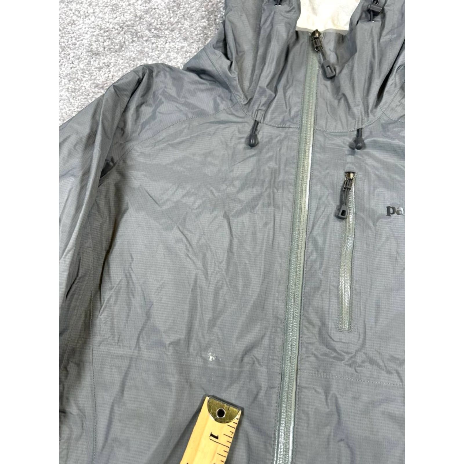 Patagonia Patagonia Torrentshell Jacket Womens XS Gray H2No Water Resistant Full Zip Rain Coat Outdoor Size XS / US 0-2 / IT 36-38 - 7 Thumbnail