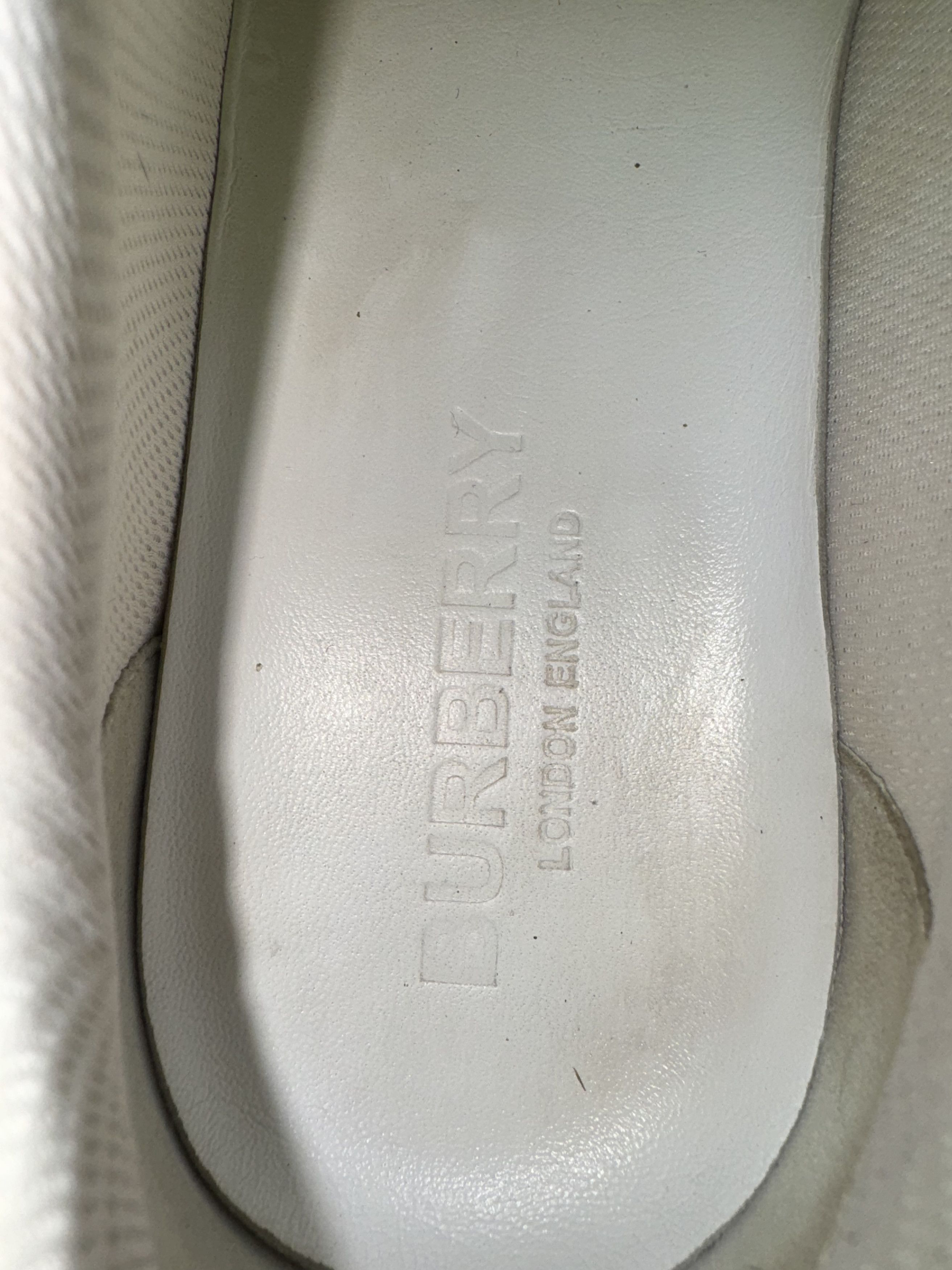 Burberry RS5 Size US 10.5 / EU 43-44 - 4 Thumbnail
