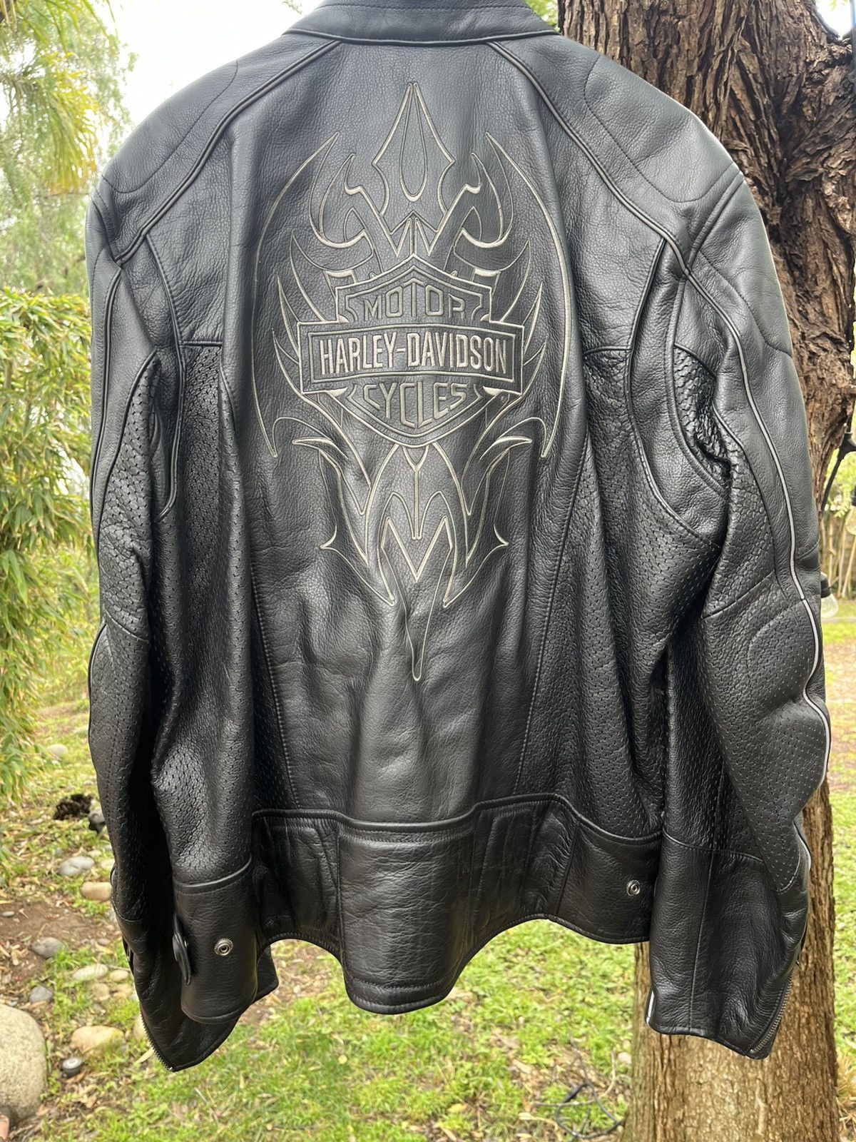 Harley Davidson NEW 2004 HARLEY DAVIDSON MEN'S BLACK LEATHER JACKET XL Size US XL / EU 56 / 4 - 4 Thumbnail
