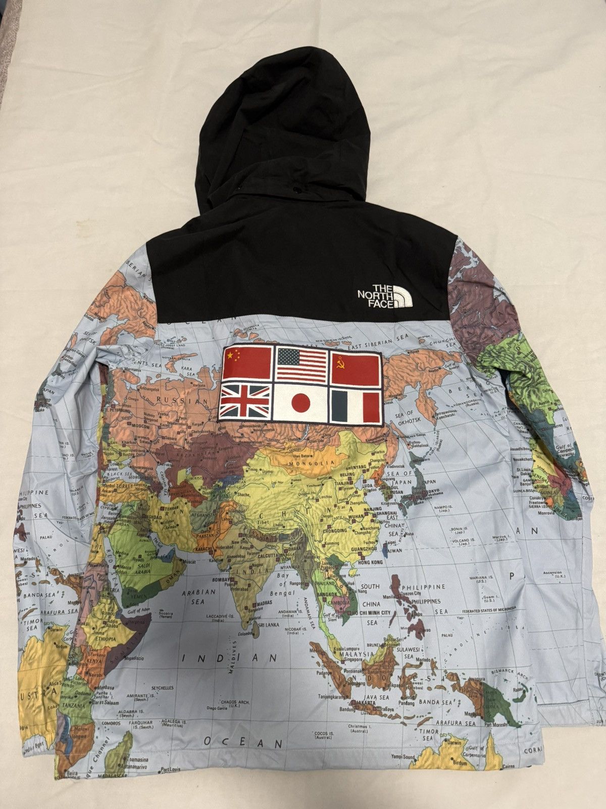 Supreme × The North Face Supreme tnf the north face maps atlas coach Jacket Size US S / EU 44-46 / 1 - 6 Thumbnail