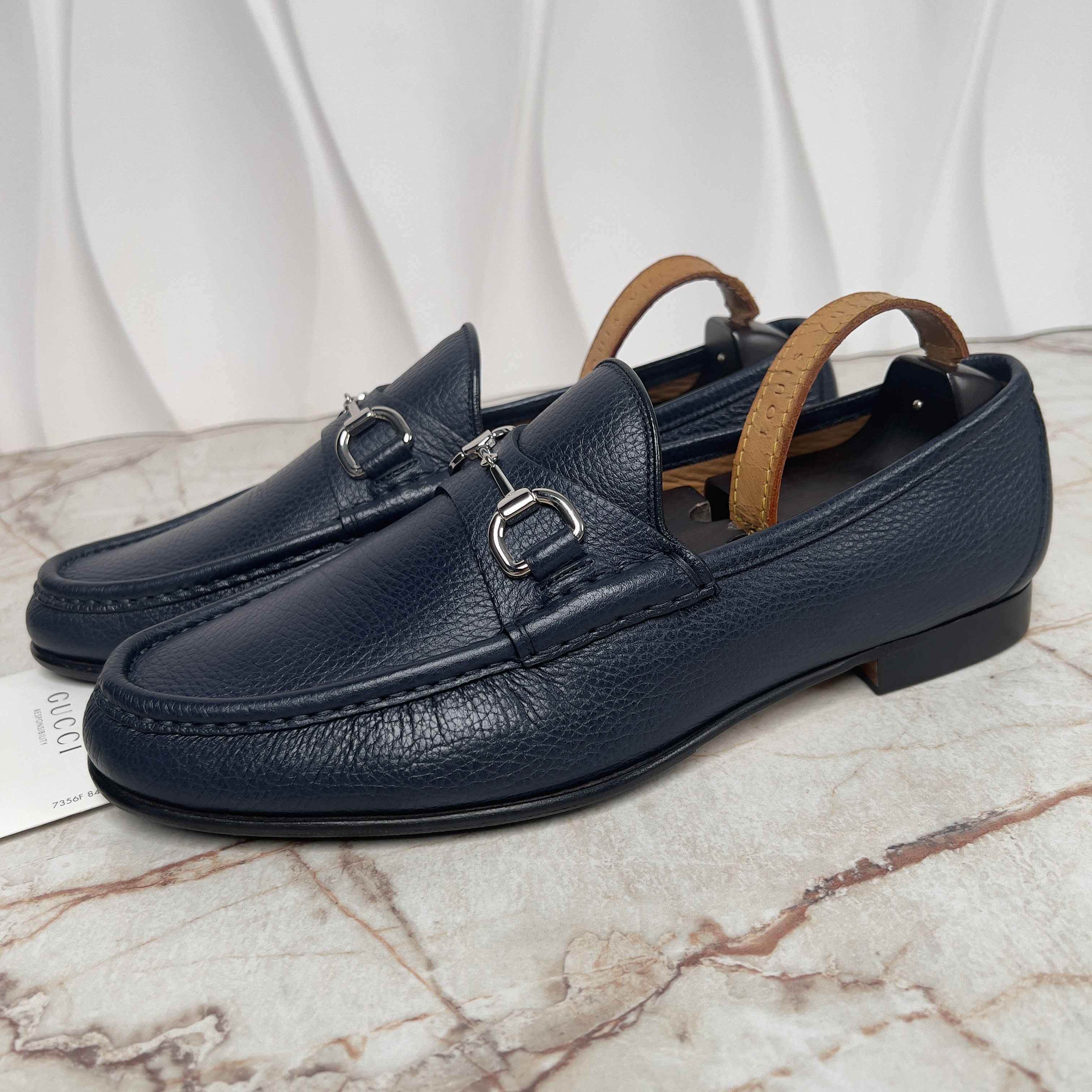 Gucci Authentic 1955 Horsebit Loafers Blue Grain Leather  display picture 1