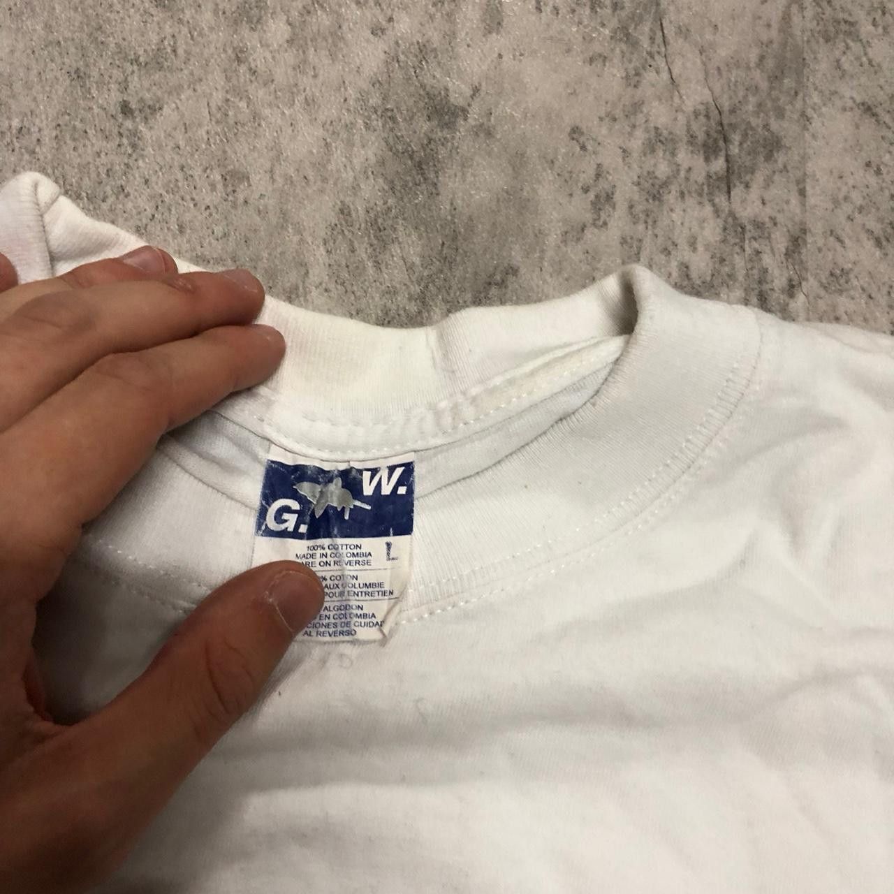 Other White embroidered Colombia T-shirt with a unique design tee Size US L / EU 52-54 / 3 - 3 Thumbnail
