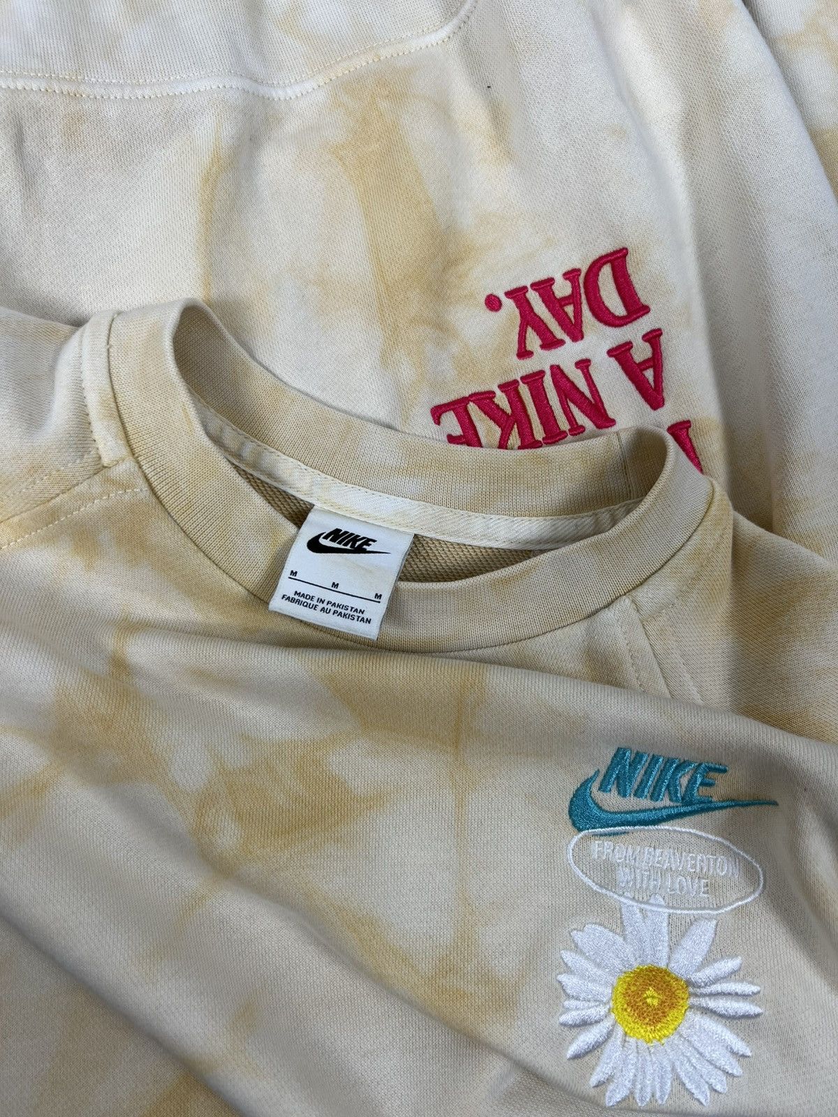 Nike Nike French Terry “have a nice day” Sweatshirt Size US M / EU 48-50 / 2 - 7 Thumbnail