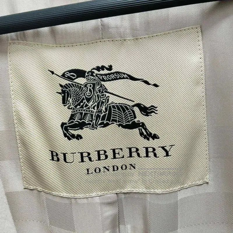 Burberry Burberry Women's Beige Trench Coat Size L. Size L / US 10 / IT 46 - 5 Thumbnail