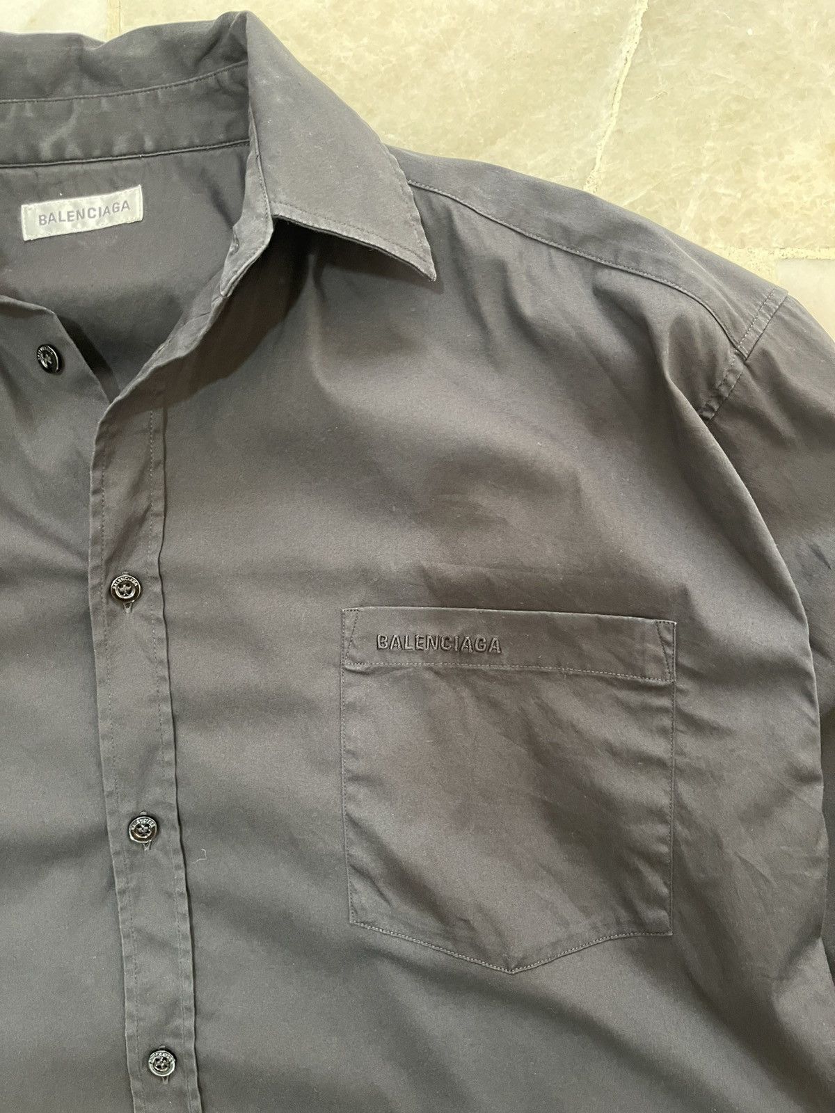 Balenciaga 2016 Balenciaga Oversive Button Up Shirt Size US L / EU 52-54 / 3 - 10 Thumbnail
