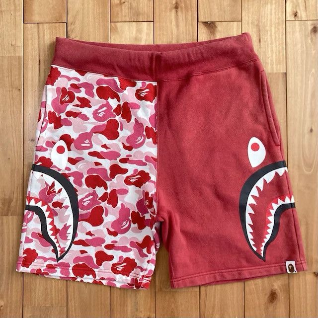 Bape BAPE Side Shark sweat shorts ABC CAMO PINK APE ★size M Size US 32 / EU 48 - 1 Thumbnail