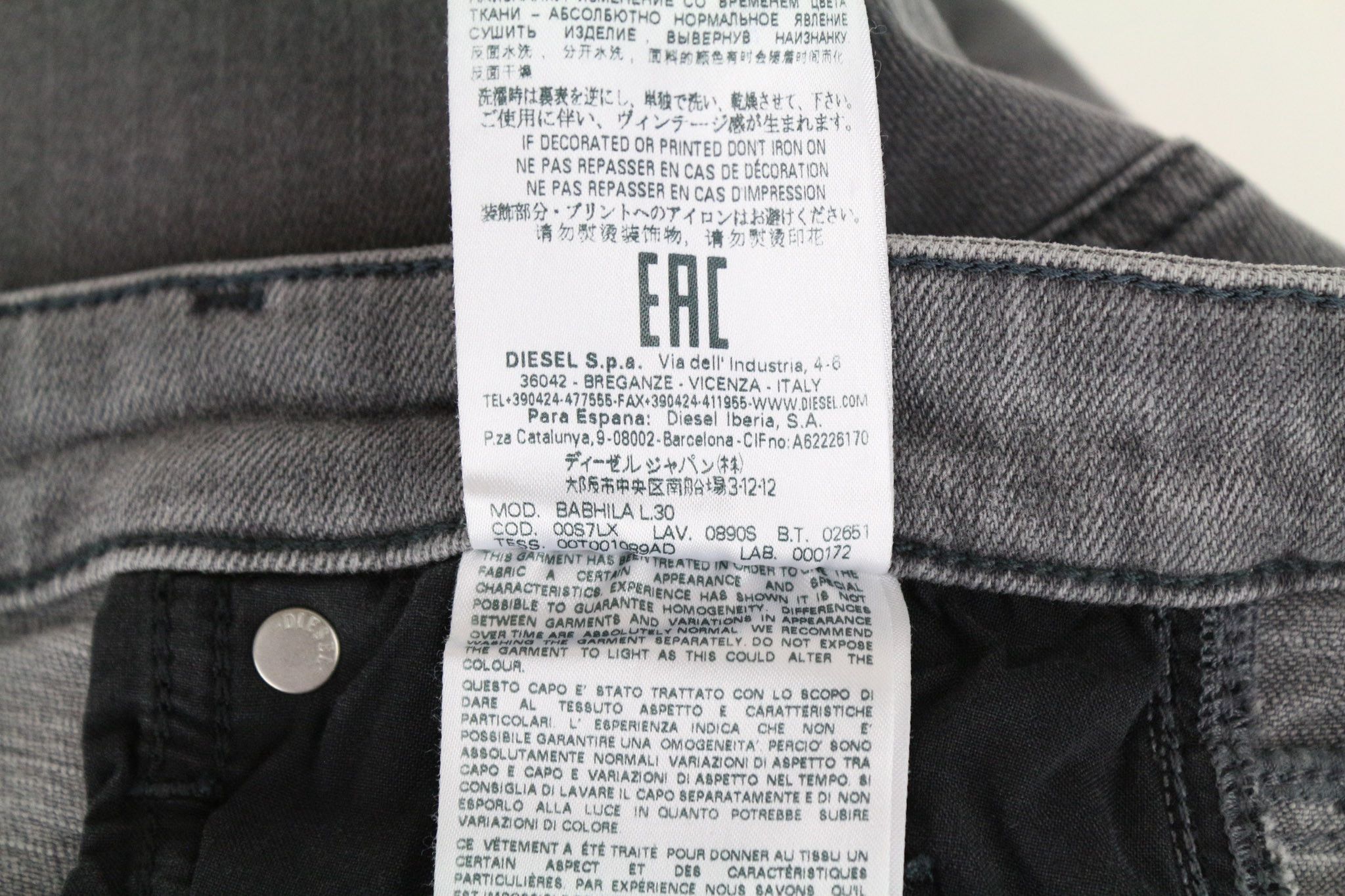 Diesel BABHILA 0890S W24/L30 Grey Stretch Buttoned Jeans 69900 Size 24" / US 00 / IT 34 - 9 Thumbnail