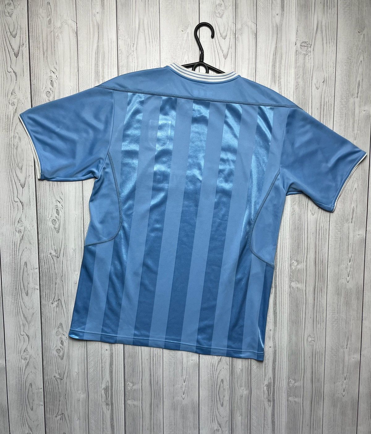Reebok × Vintage Vintage Reebok Manchester City soccer jersey size L blue Size US L / EU 52-54 / 3 - 10 Thumbnail