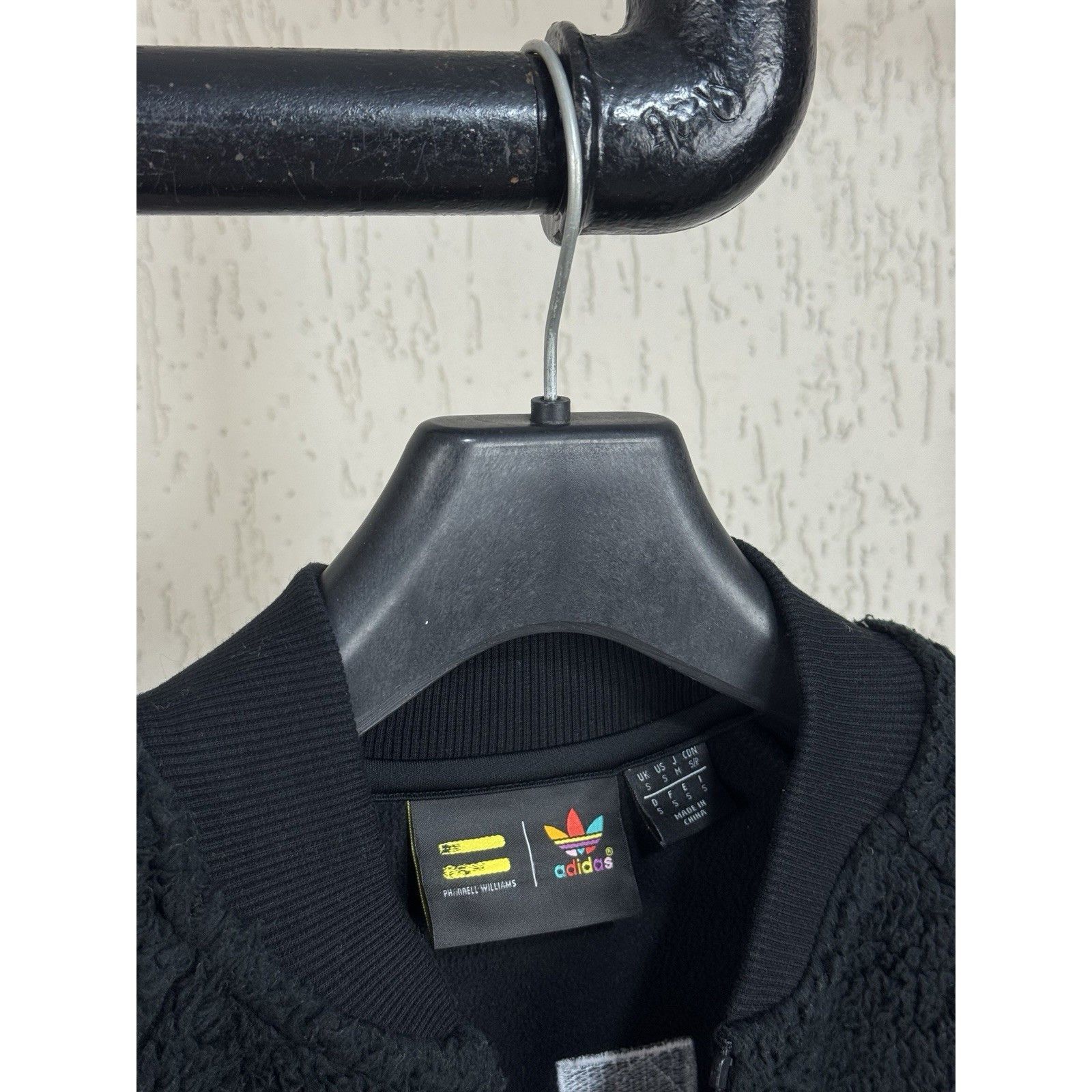 Adidas × Pharrell 2017 Adidas Pharrell Williams Hu Hiking Polar Track Jacket S Size US S / EU 44-46 / 1 - 3 Thumbnail