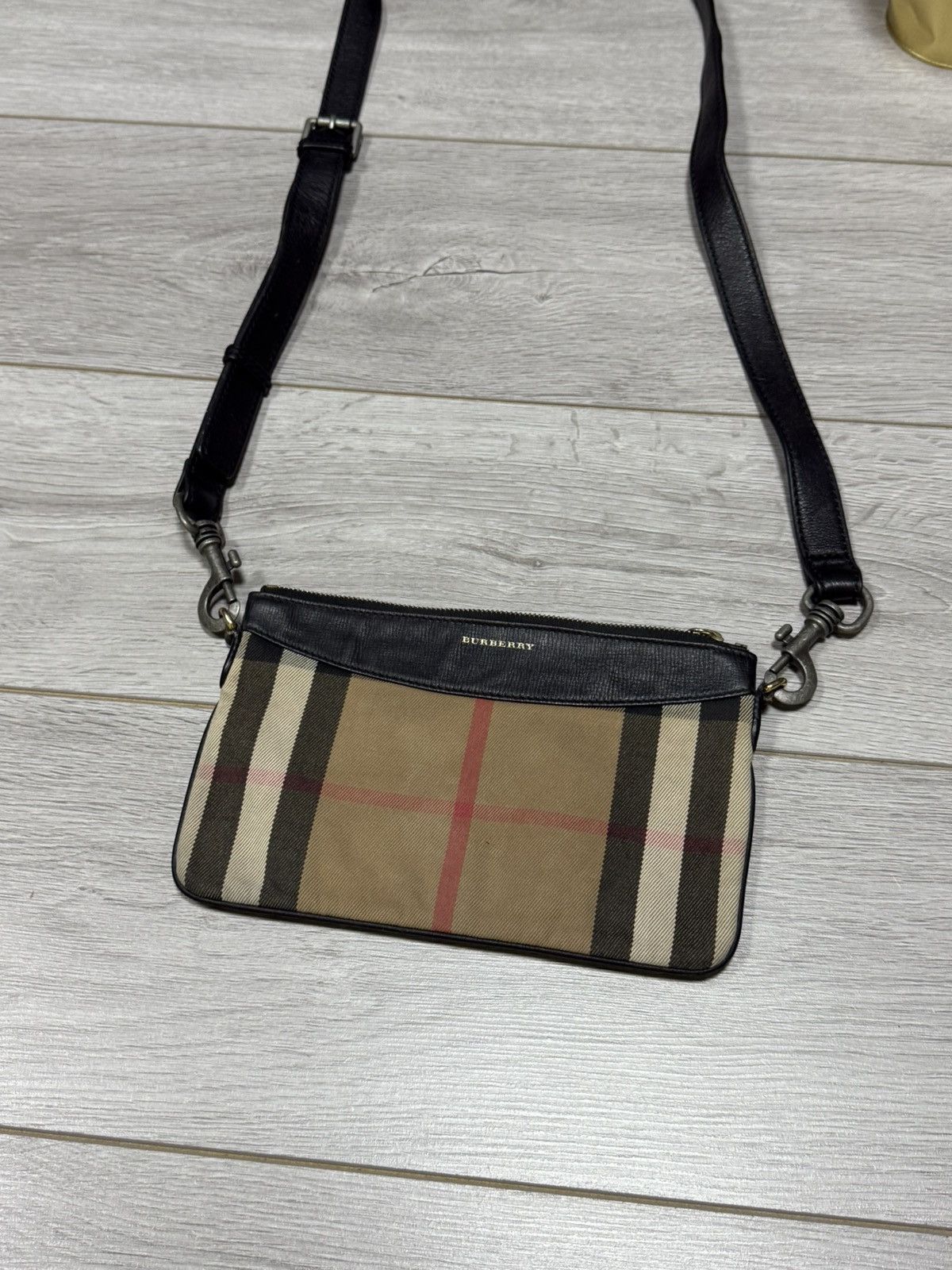 Burberry Burberry nova check leather bag pouch crossbody Size ONE SIZE - 3 Thumbnail