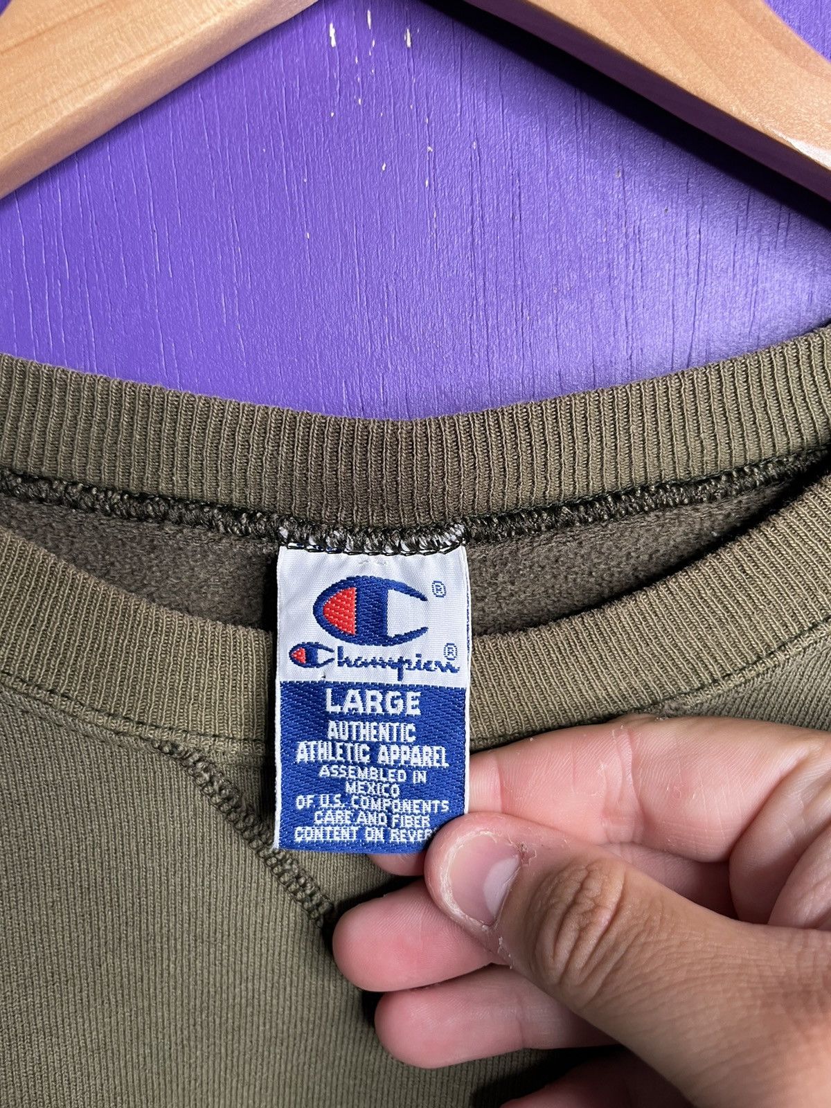 Champion × Vintage Vintage 90s Champion army green faded crewneck Size US L / EU 52-54 / 3 - 4 Thumbnail