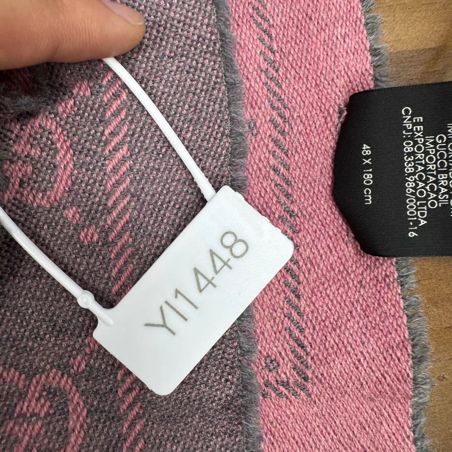 Gucci Gucci black & pink color blocked scarf Size ONE SIZE - 9 Thumbnail