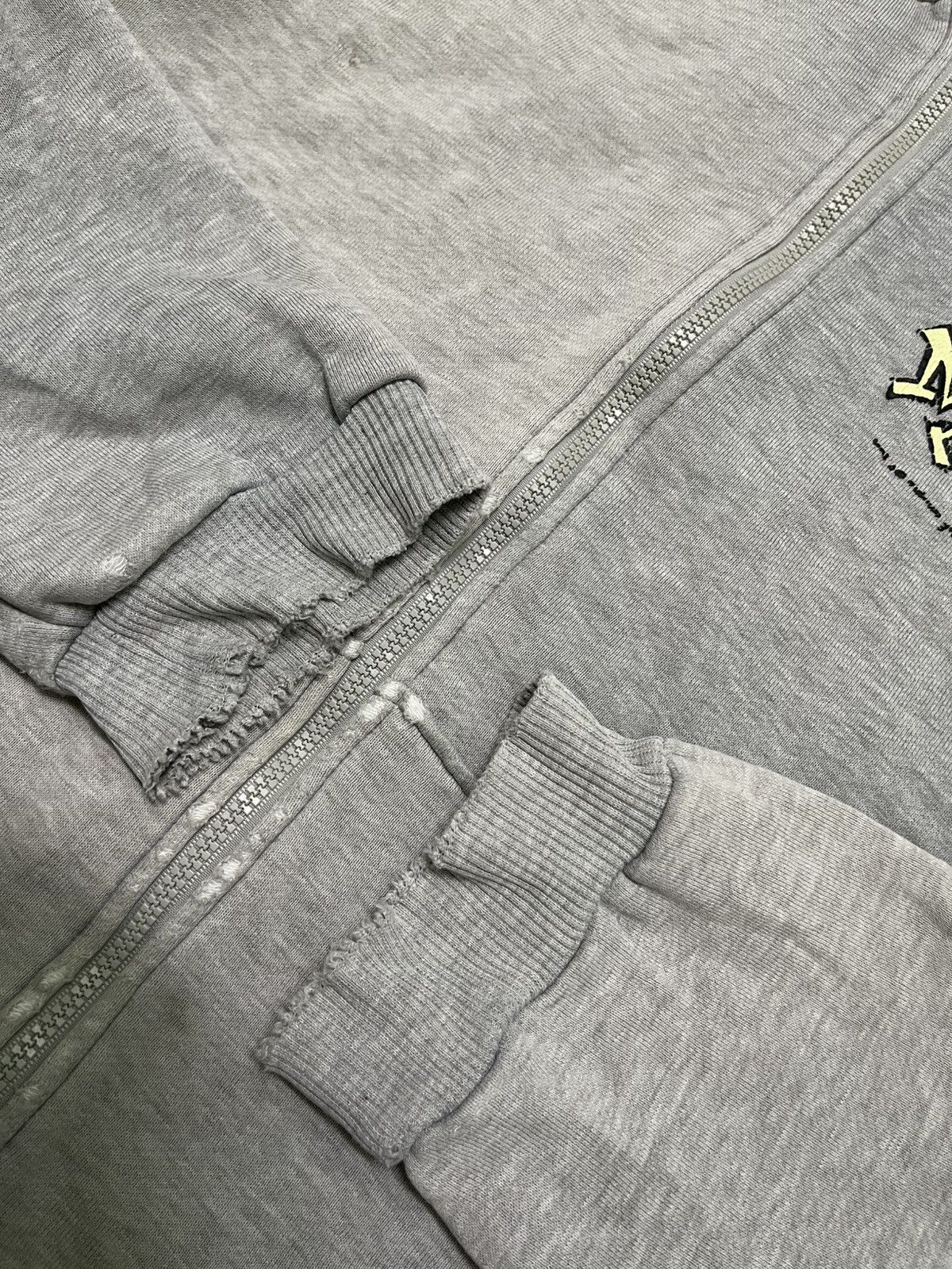 Mambo 1989 MAMBO “QUALITY YOU CAN TRUST” HOODIE ZIP UP DISTRESSED Size US M / EU 48-50 / 2 - 10 Thumbnail