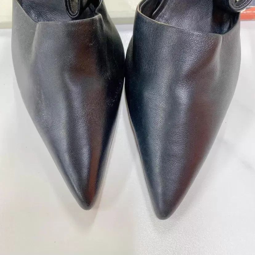 Celine Celine Black 38 EU Heels Pre-Owned Size US 7.5 / IT 37.5 - 4 Thumbnail