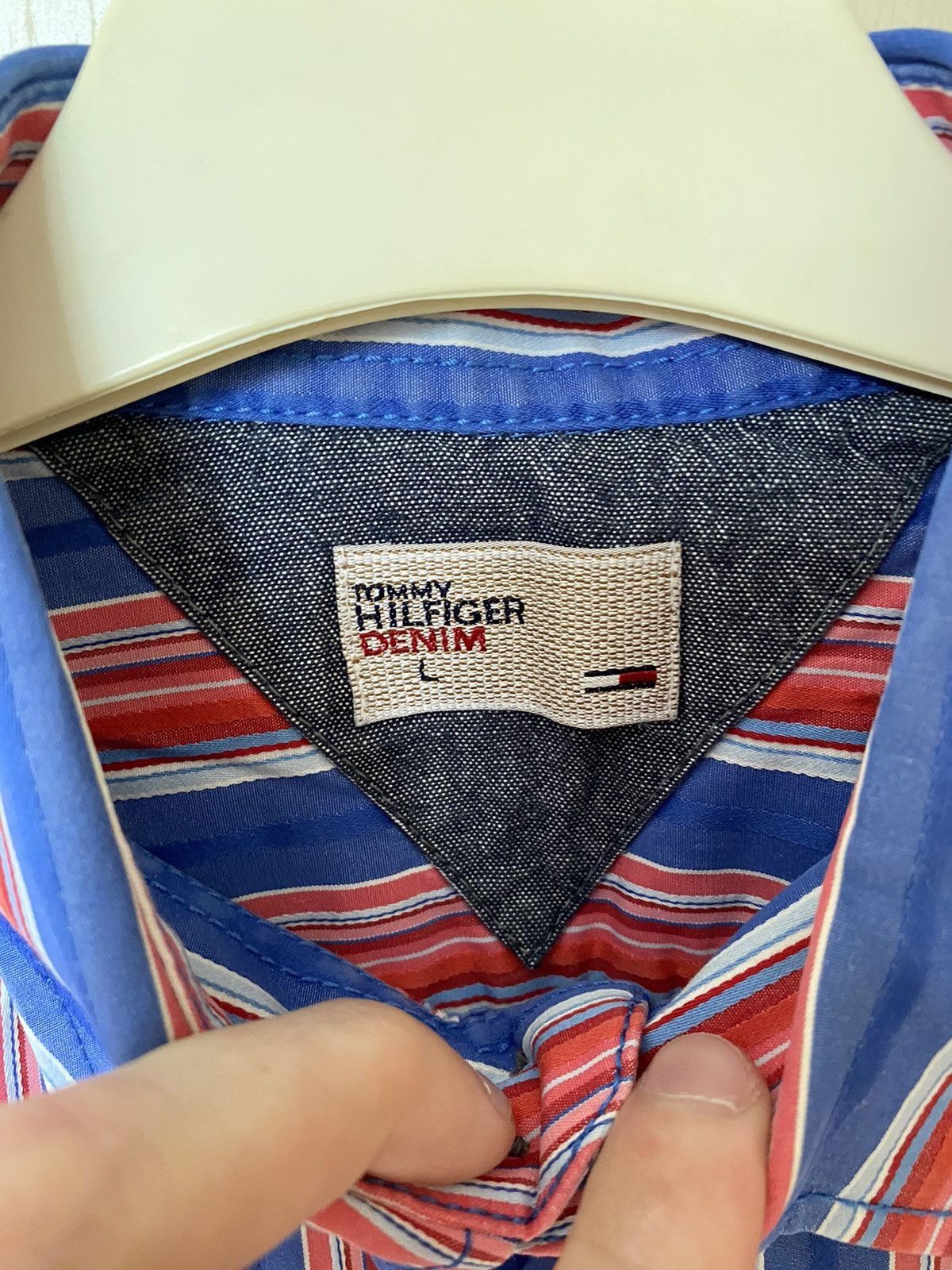Tommy Hilfiger Vintage Tommy Hilfiger Shirt - Size L Size US L / EU 52-54 / 3 - 6 Thumbnail