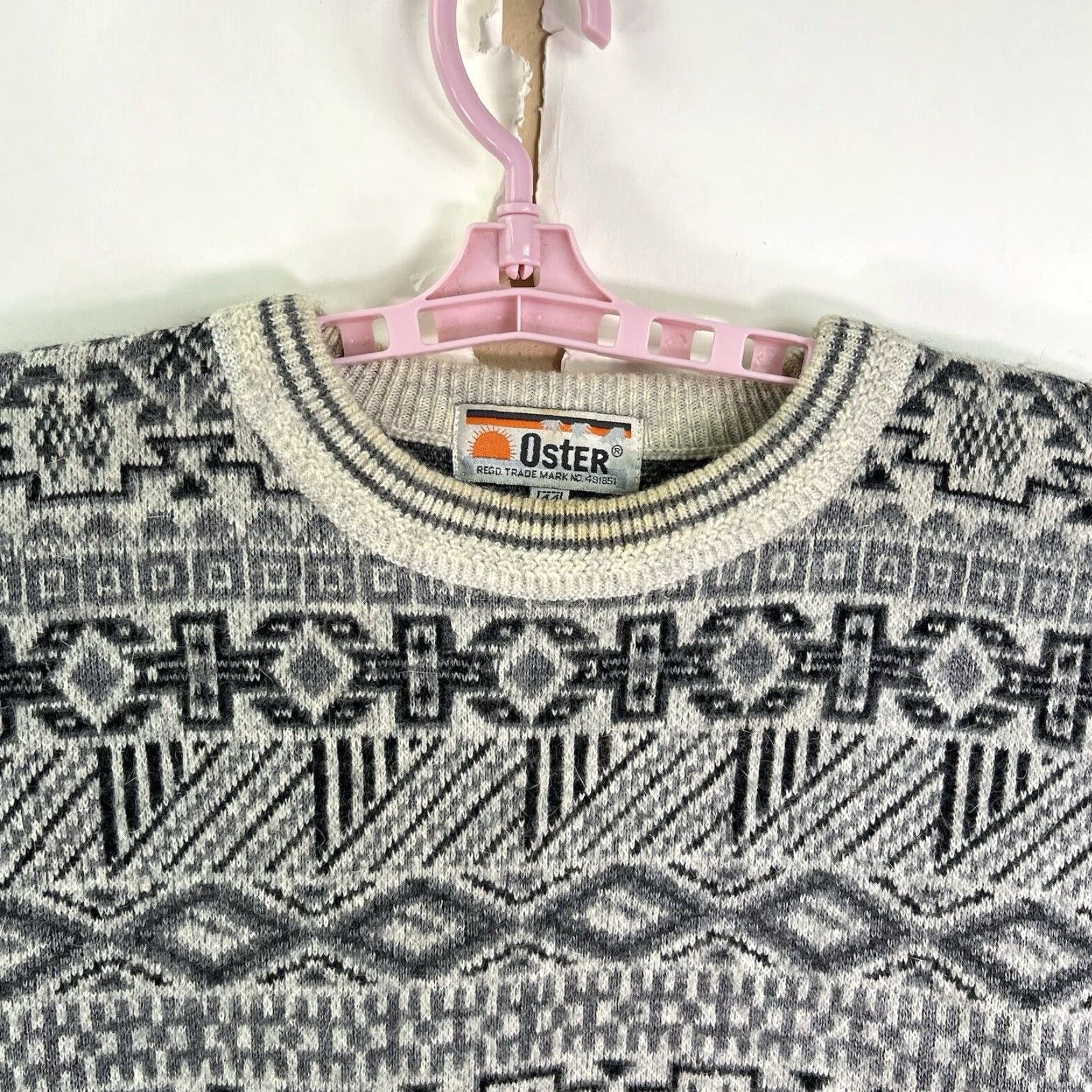 Vintage VINTAGE Oster Fair Isle Sweater Men Size L Wool Crew Neck Chunky Knit 80s 90s Outdoor Winter Size US L / EU 52-54 / 3 - 3 Thumbnail