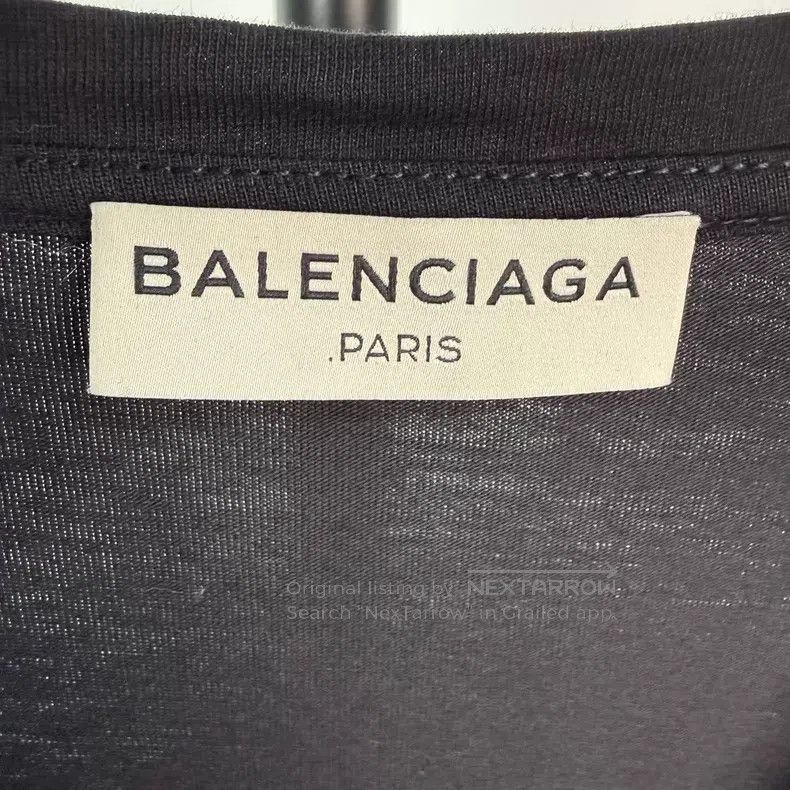 Balenciaga Balenciaga Embossed Solid Short Sleeve Size US L / EU 52-54 / 3 - 6 Thumbnail