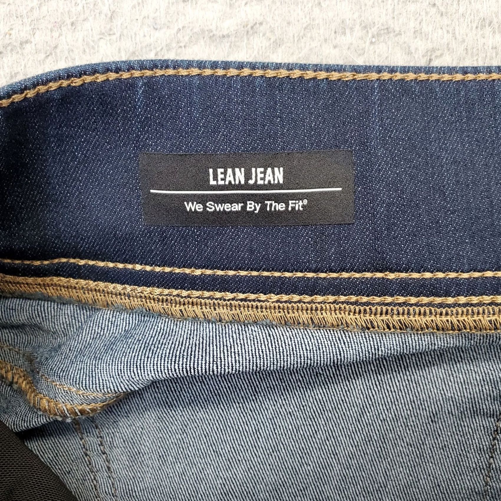 Torrid Torrid Lean Jeans Womens Size 0 Blue Denim Dark Wash Skinny Leg Stretch Pull-On Size: Women Size 0: Blue Denim Dark Wash Skinny Jeans Torrid Size 34" / US 12 / IT 48 - 7 Thumbnail