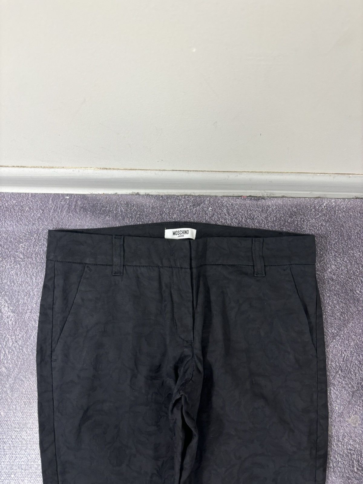 Moschino Vintage Moschino Women’s Flowers Pattern Luxury Black Pants Size 28" / US 6 / IT 42 - 4 Thumbnail