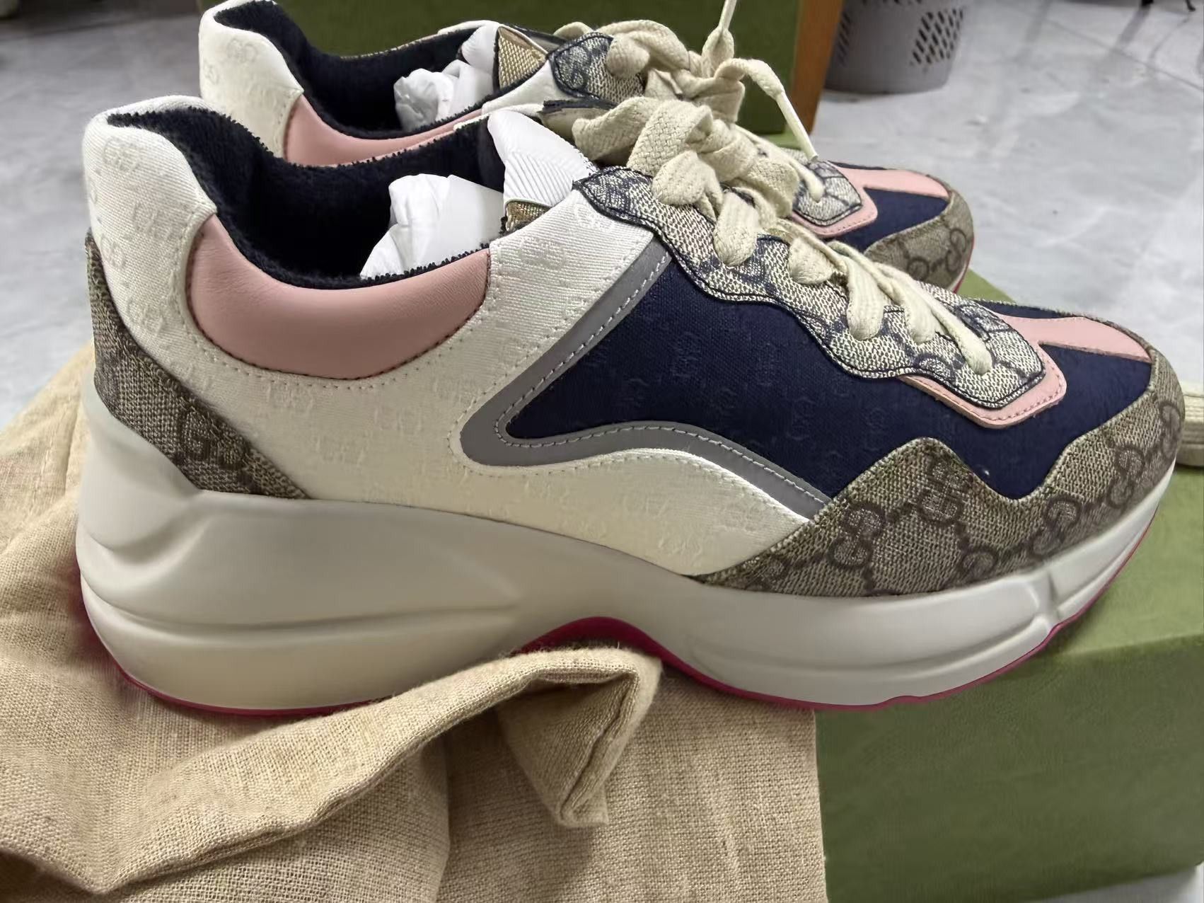 Gucci Gucci Low-Top Sneakers Size US 8.5 / IT 38.5 - 2 Thumbnail