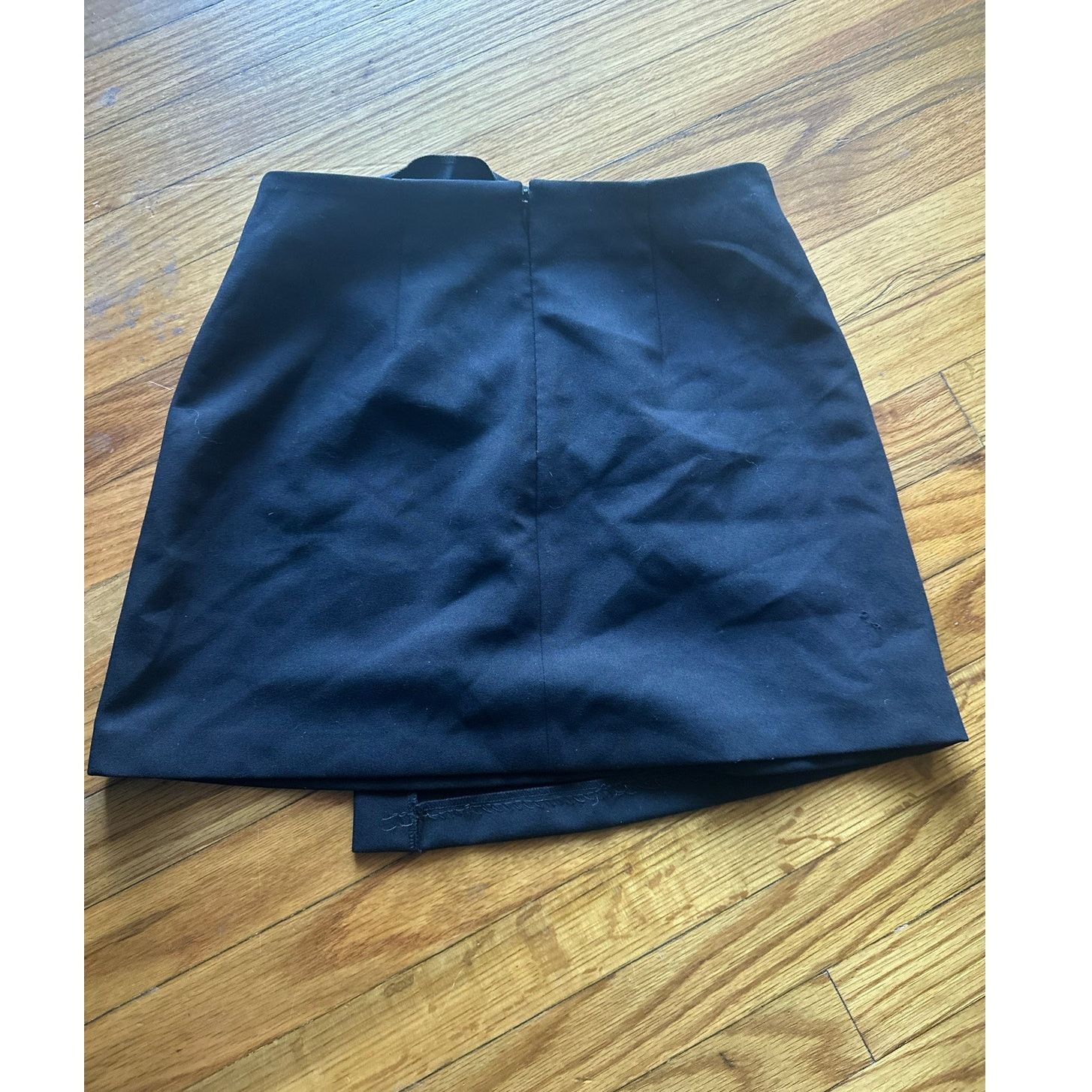 Gianni Valentino Gianni Bini Black High-Rise Wrap Skirt w/ Zipper – Size 2 Size 26" / US 2 / IT 38 - 4 Thumbnail