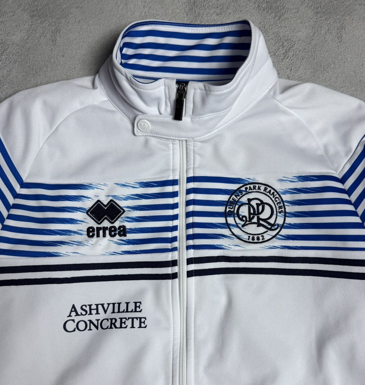 Errea Queens Park Rangers 2021 Football Soccer Track Jacket Errea Size US L / EU 52-54 / 3 - 7 Thumbnail
