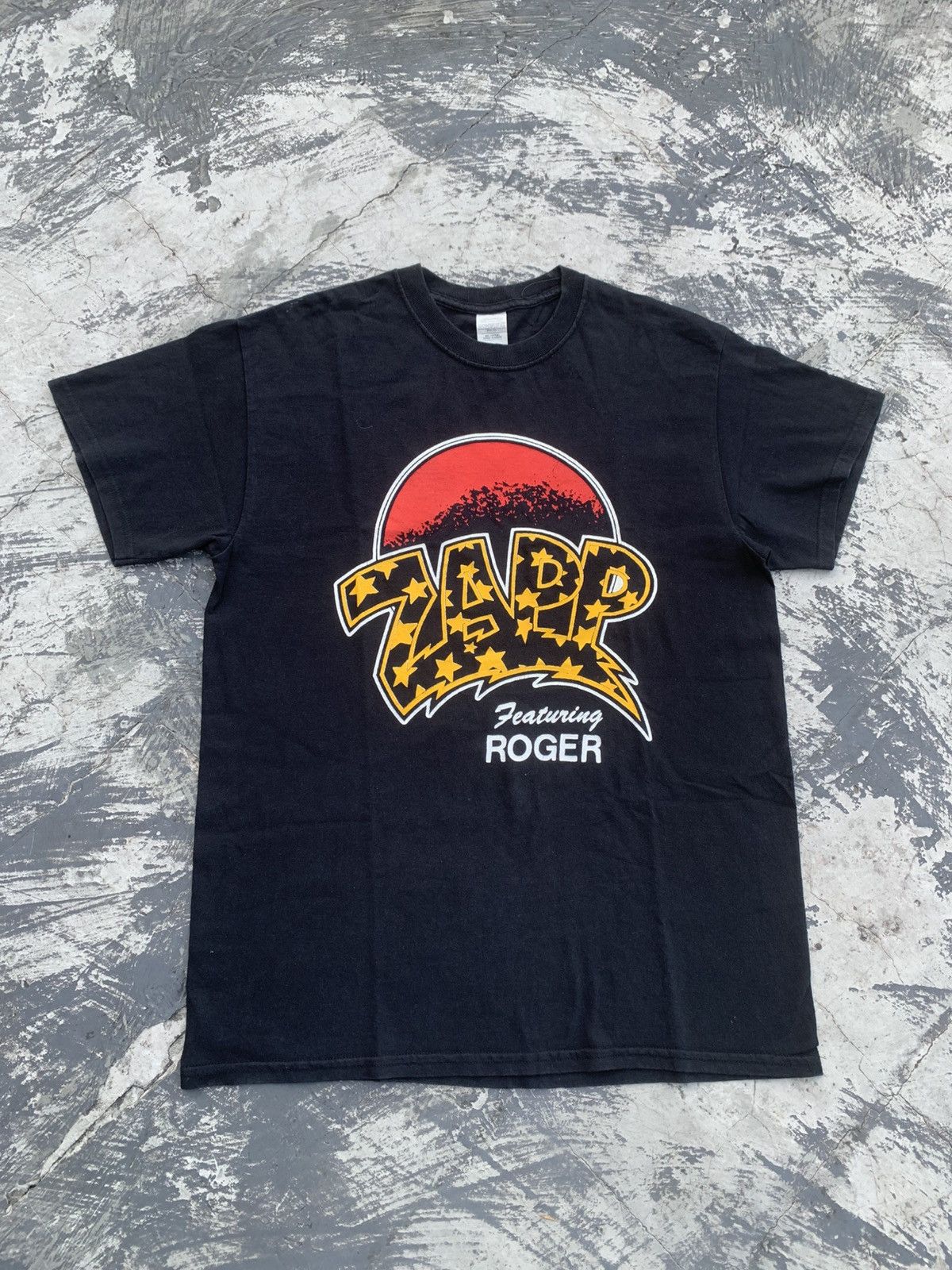 Band Tees Zapp And Rogger Band Tee RARE Size US M / EU 48-50 / 2 - 1 Thumbnail