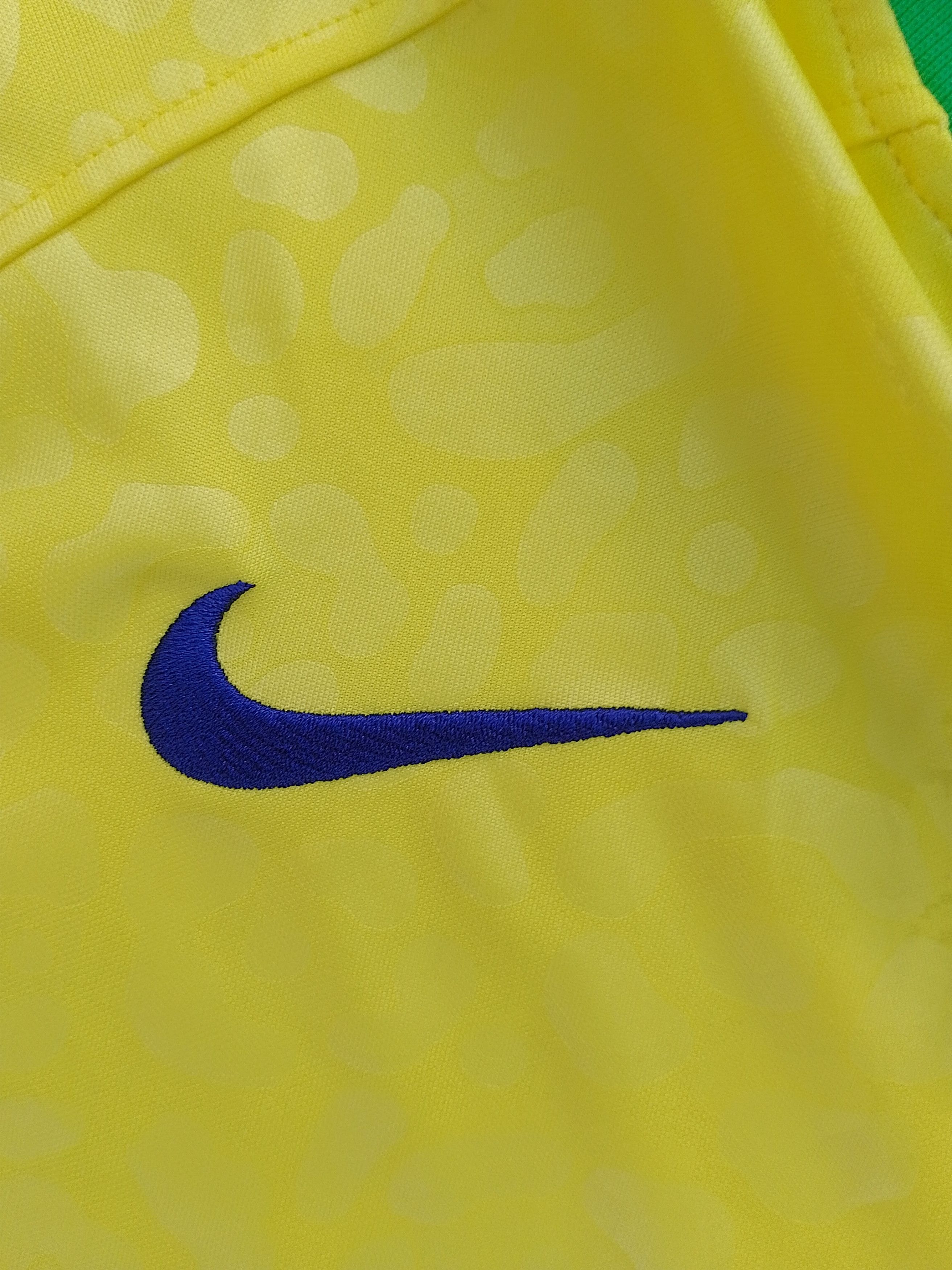 Nike Brazil Jersey 2022 World Cup Official Original Size US M / EU 48-50 / 2 - 6 Thumbnail