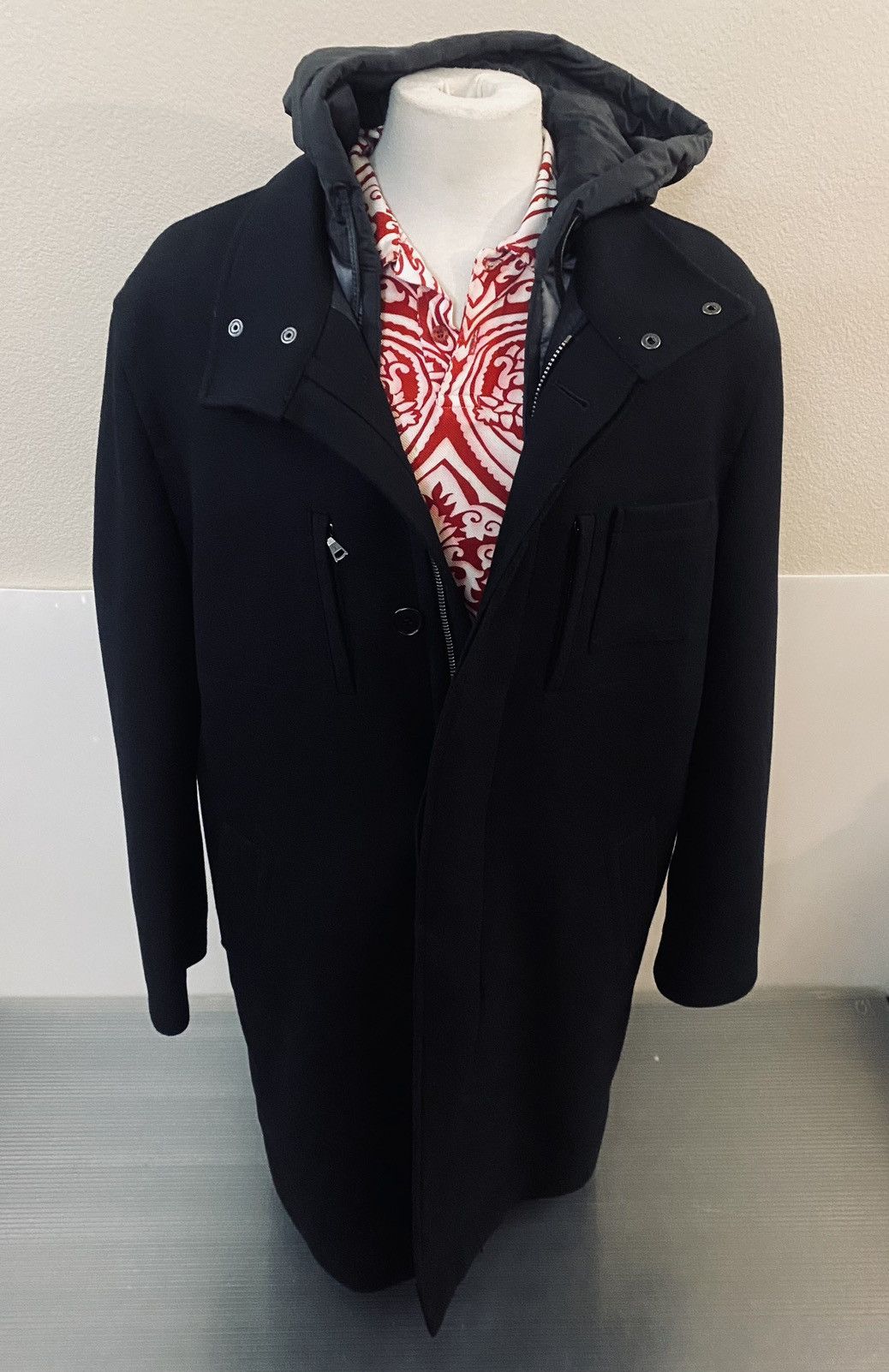 John Varvatos John Varvatos 🇮🇹 noir wool techno lined hood overcoat 56 NEW Size US XL / EU 56 / 4 - 7 Thumbnail