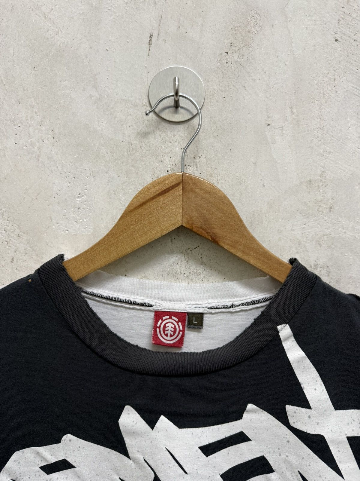 Element 2000s Distressed Element Skateboards Thrash Tees Size US M / EU 48-50 / 2 - 6 Thumbnail