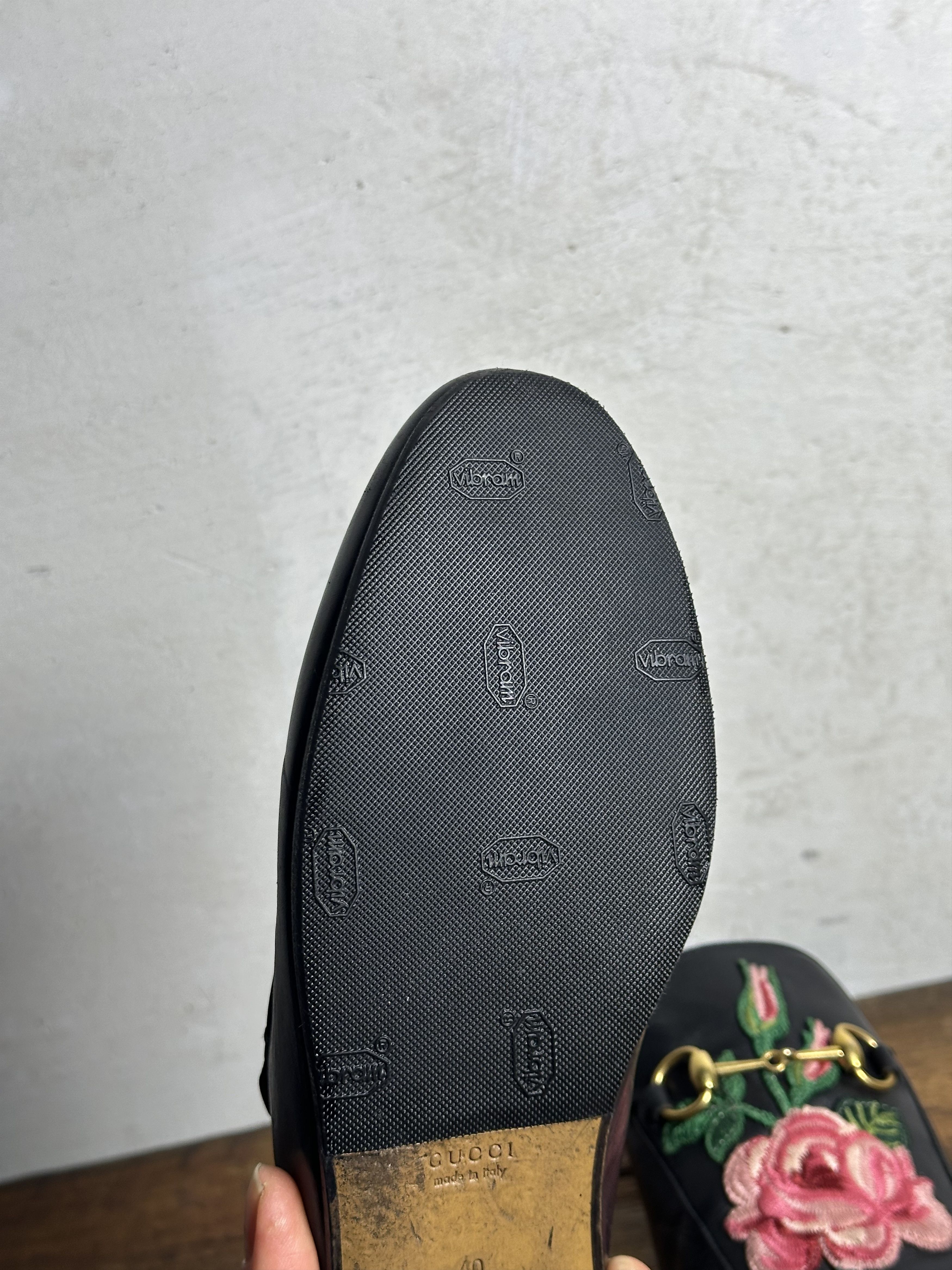 Gucci GUCCI Rose Embroidered Princetown Horsebit Leather Mules Size US 10 / IT 40 - 12 Thumbnail