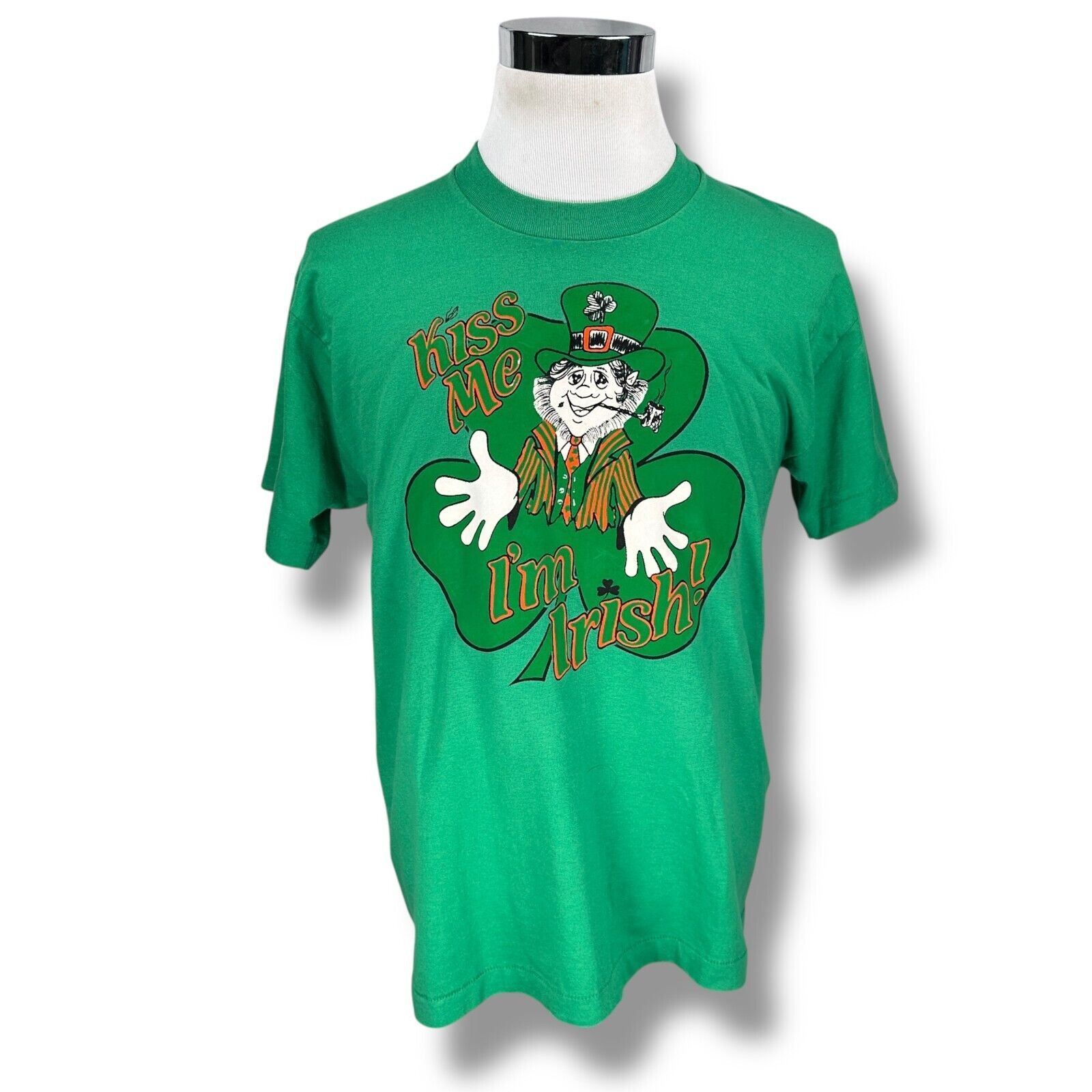Fruit Of The Loom Vintage St Patrick's Day T-Shirt Men's Large Green Kiss Me Size US L / EU 52-54 / 3 - 1 Thumbnail