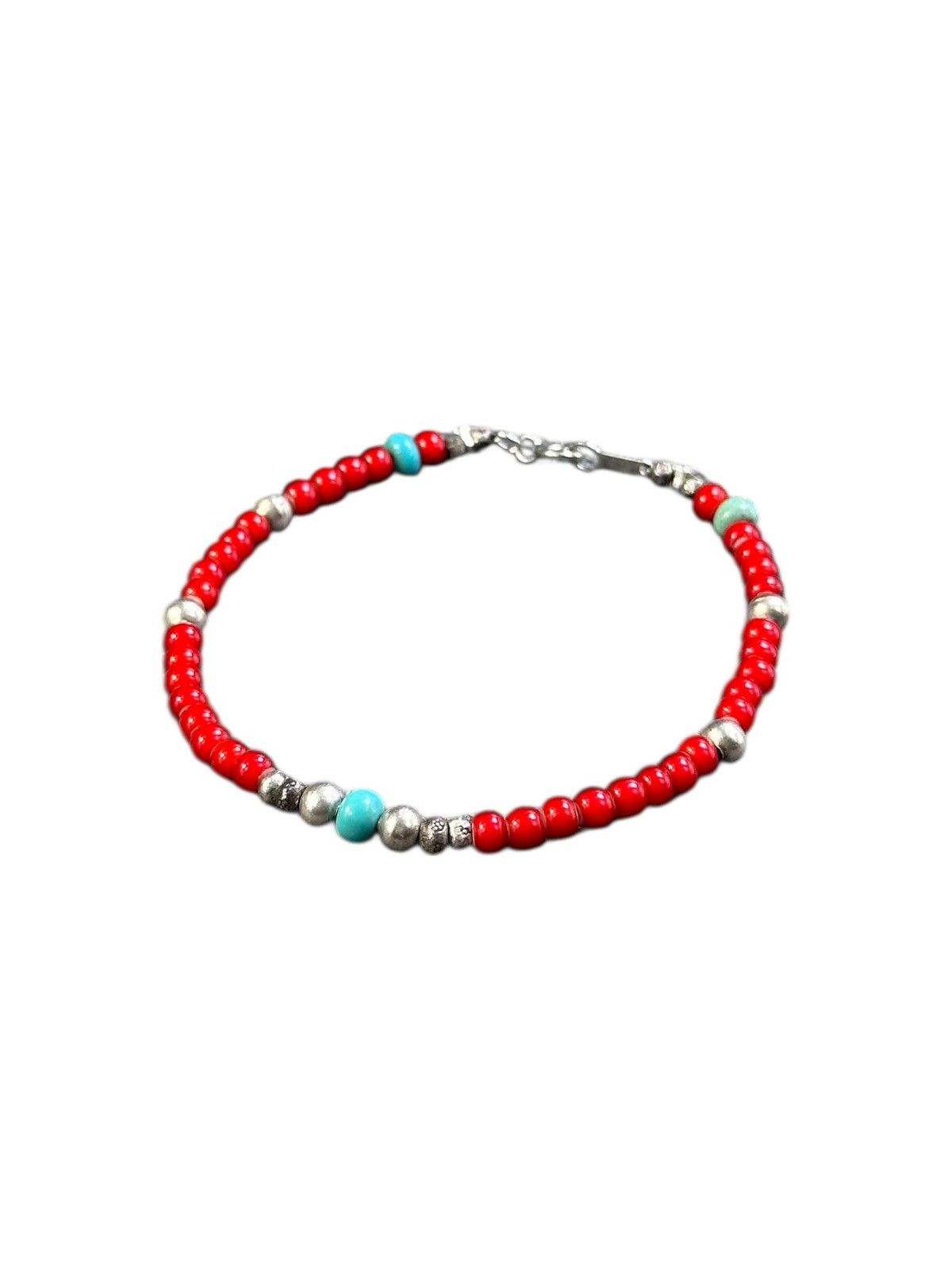 Vintage WHITE HEART BEADS WITH KAREN SILVER ETHNIC BRACLET Size ONE SIZE - 4 Thumbnail