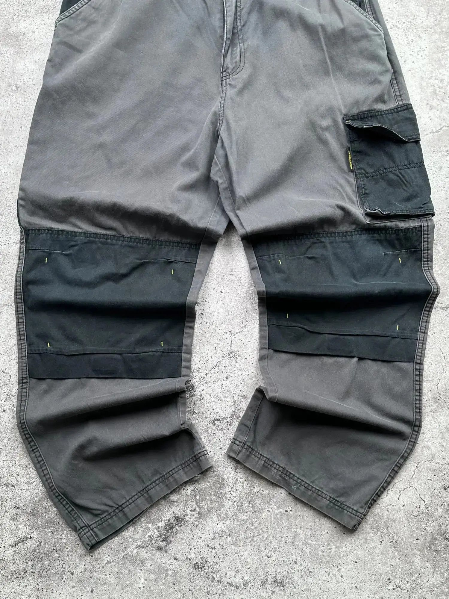 Japanese Brand Vintage Cargo Work Pants C602(V648) Size US 40 / EU 56 - 3 Thumbnail