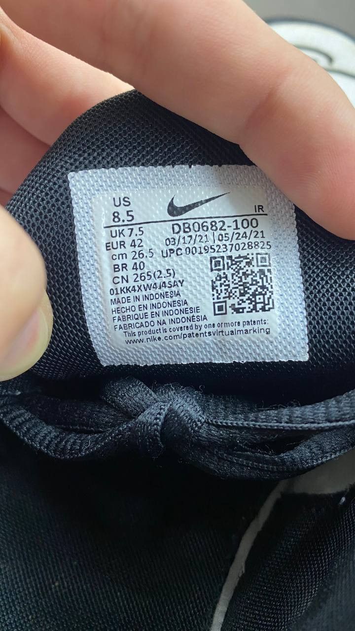Nike Nike Air Max Plus Size US 9 / EU 42 - 5 Thumbnail
