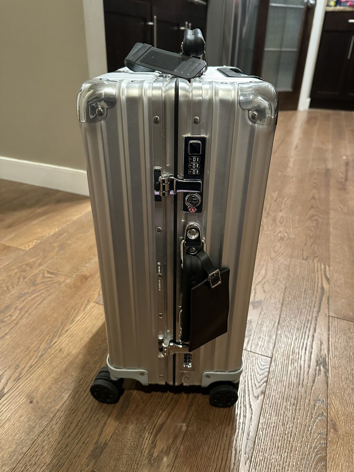 Rimowa Rimowa Aluminum Classic Cabin Carry On Silver Suitcase Size ONE SIZE - 4 Thumbnail