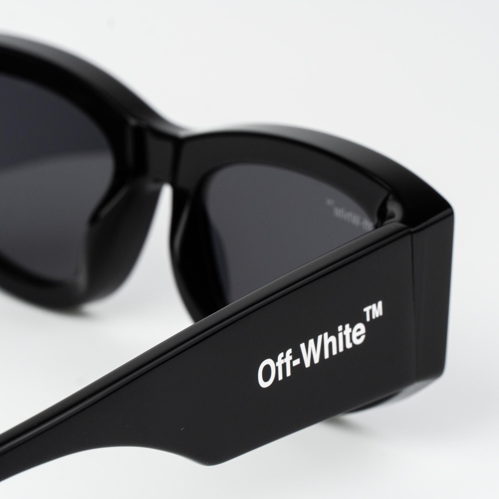 Off-White Off-White JOAN Sunglasses Cat Eye OERI041 1007 NEW AUTHENTIC Size ONE SIZE - 6 Thumbnail