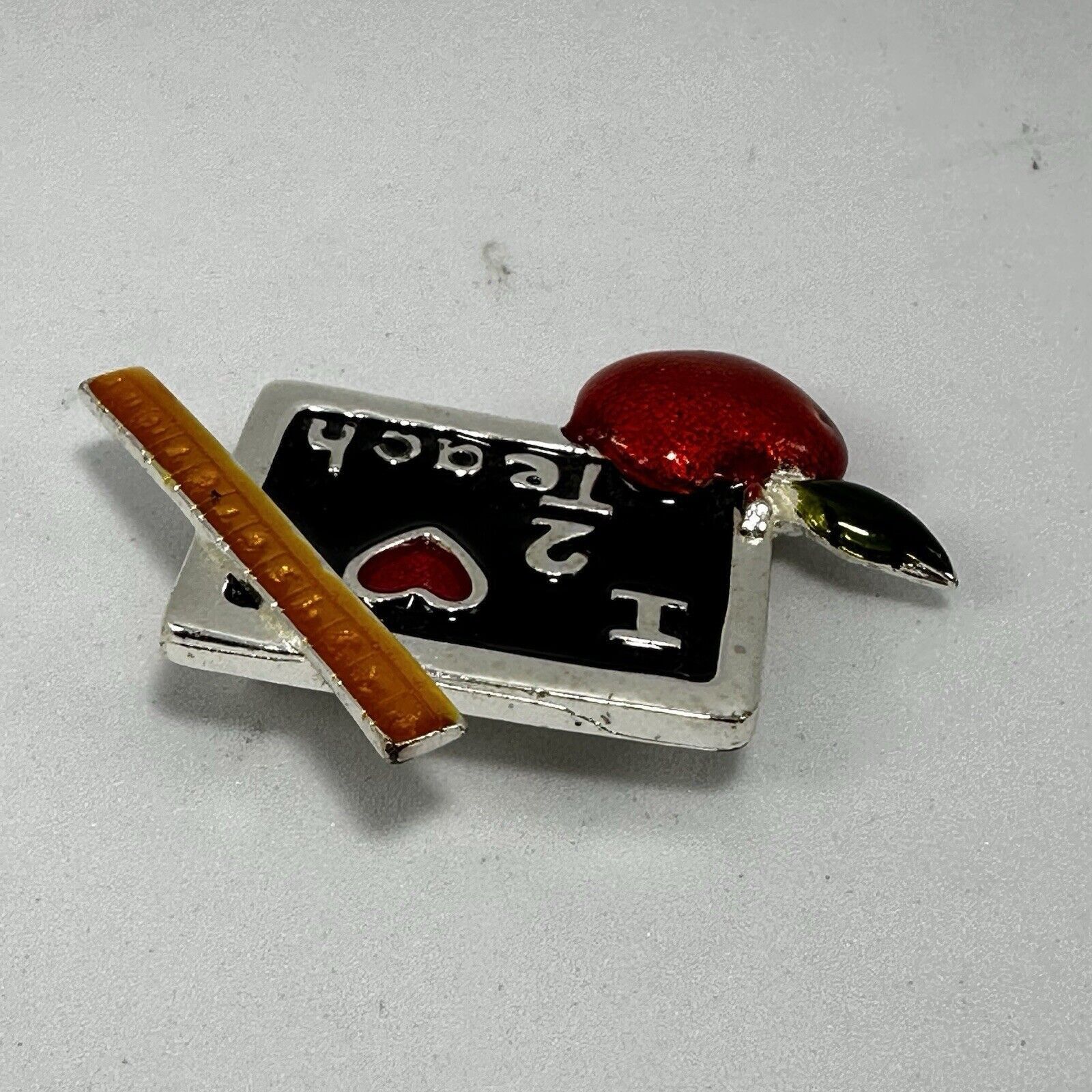 Other I Love 2 Teach Apple Teacher Brooch Pin Button Appreciation Size ONE SIZE - 6 Thumbnail