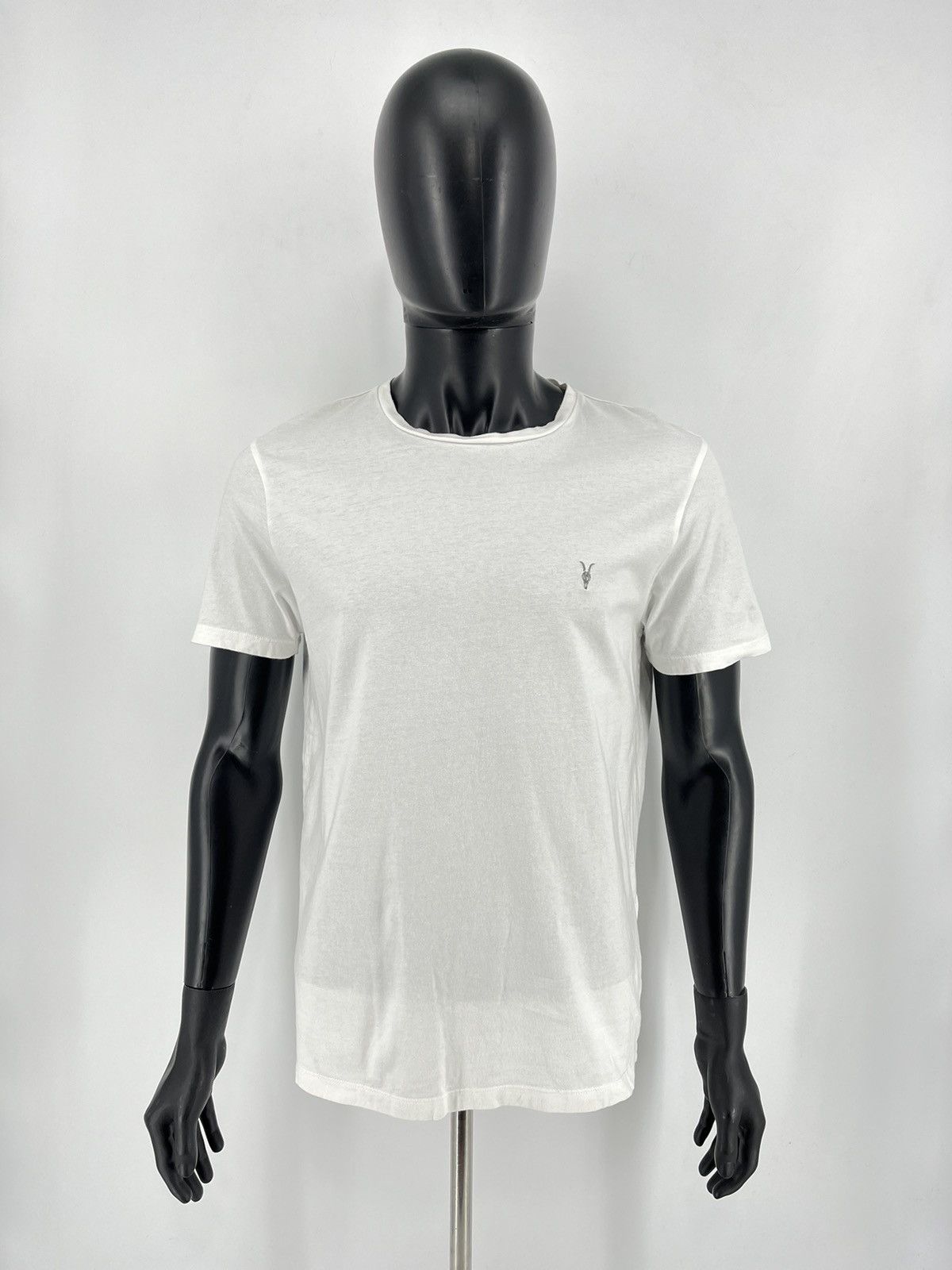 Allsaints Vintage Basic Allsaints Mini Logo Basic Tee Old Money Size US L / EU 52-54 / 3 - 2 Thumbnail