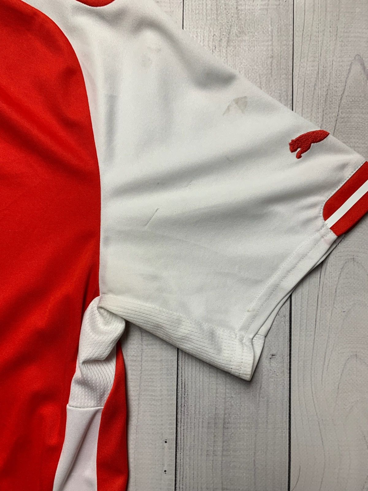 Puma × Vintage Vintage puma arsenal soccer jersey red size XL Size US XL / EU 56 / 4 - 8 Thumbnail