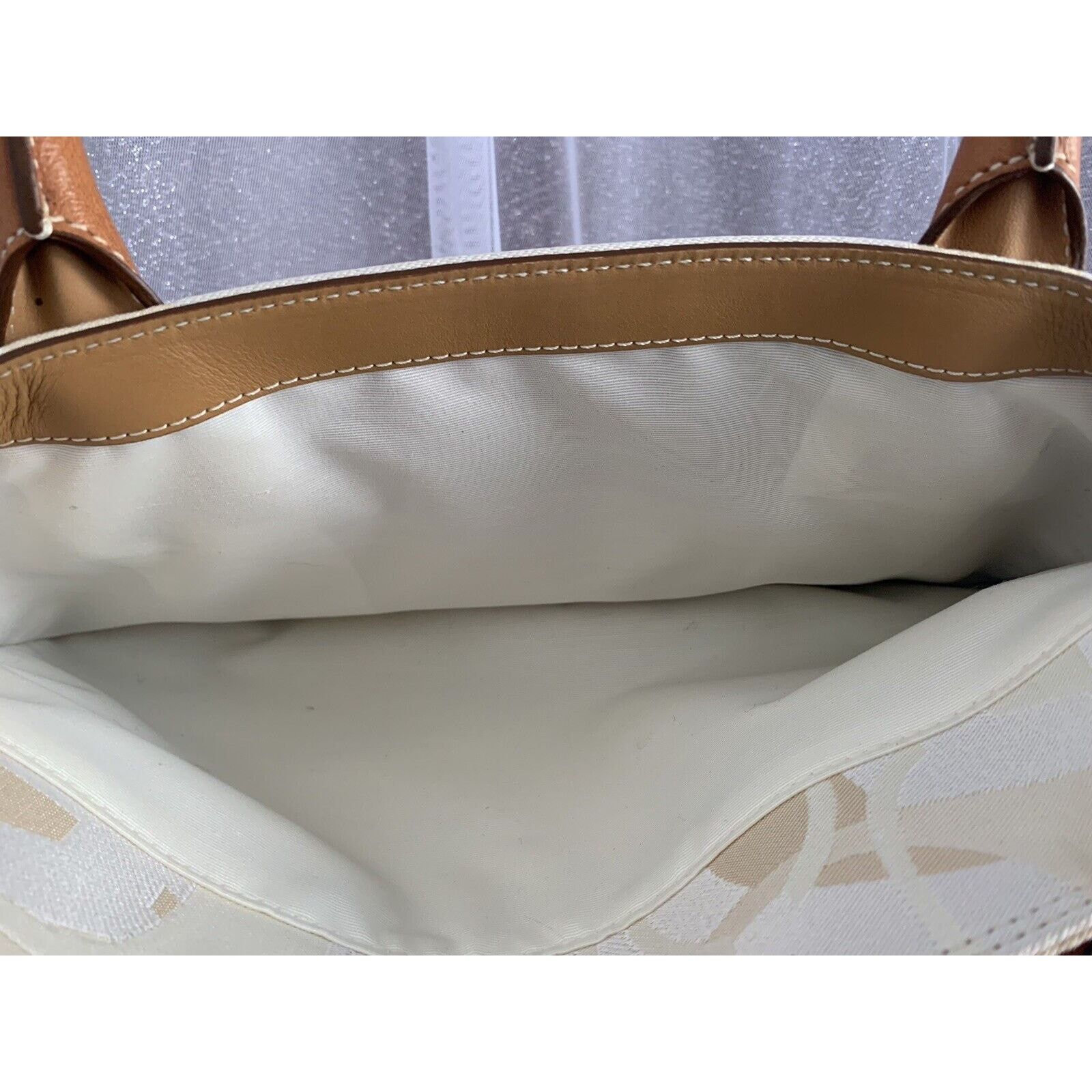 Coach Coach Cream Canvas Leather Handbag 11821 Feet Made Jan 2008 Size ONE SIZE - 7 Thumbnail