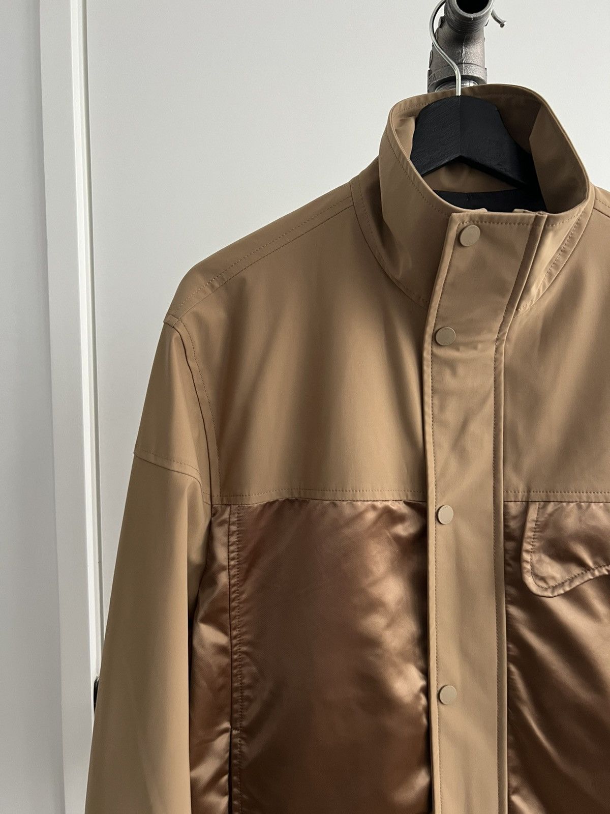 Dior Beige High-Collar Jacket Size US S / EU 44-46 / 1 - 2 Thumbnail