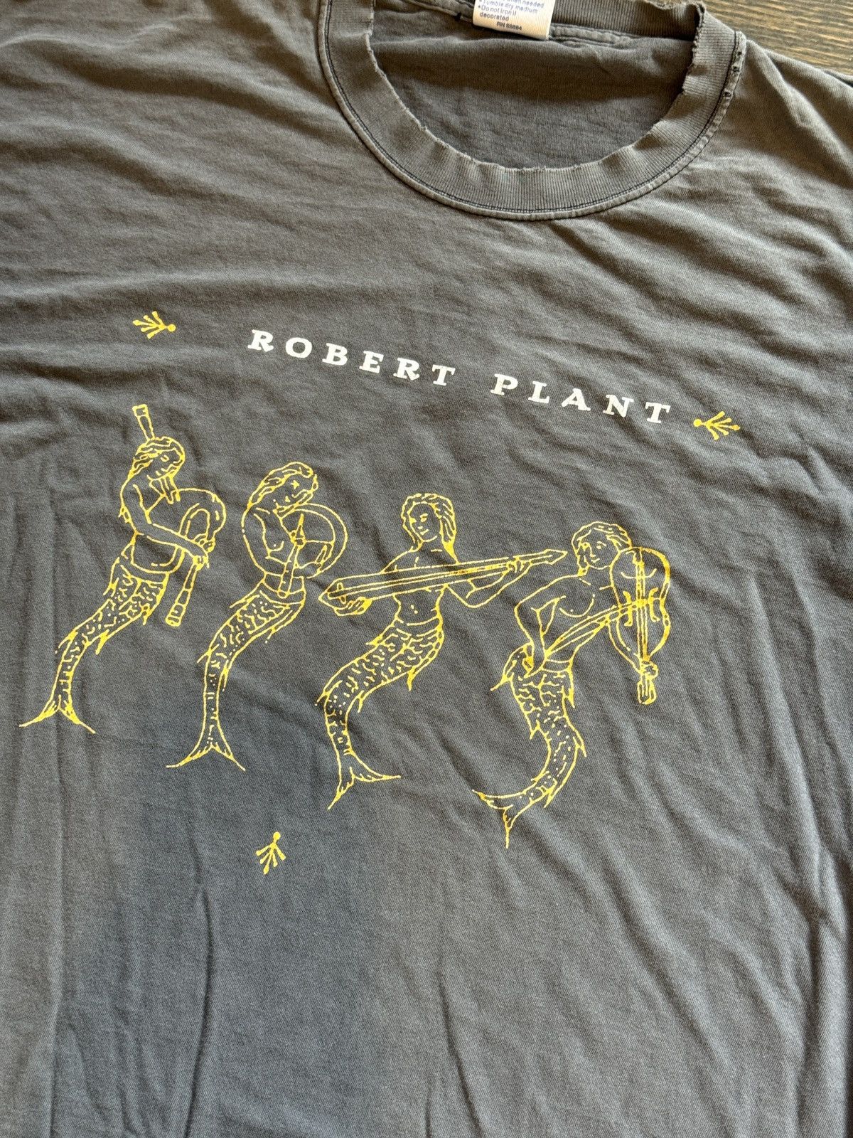 Vintage Vintage Robert Plant Dreamland Tee Size US XXL / EU 58 / 5 - 2 Thumbnail