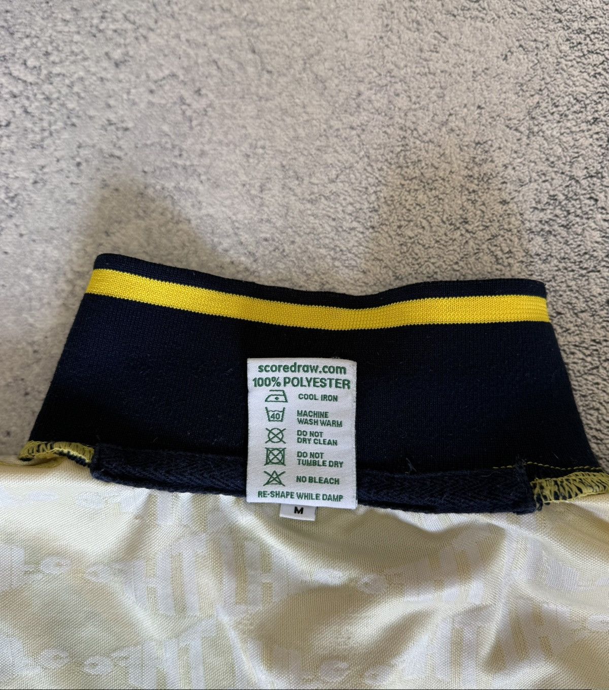 Other Vintage Tottenham Hotspur 1992 Away Shirt Score Draw Jersey Size US M / EU 48-50 / 2 - 13 Thumbnail