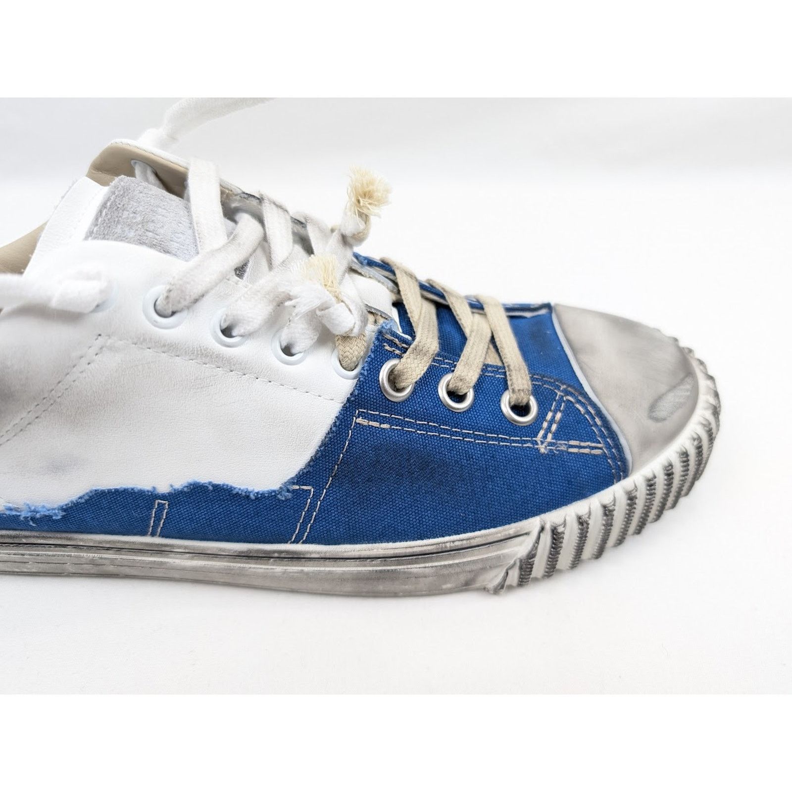Maison Margiela o1rshd1 Q:2 / Low-Top Sneakers in Multicolor Size US 13 / EU 46 - 4 Thumbnail