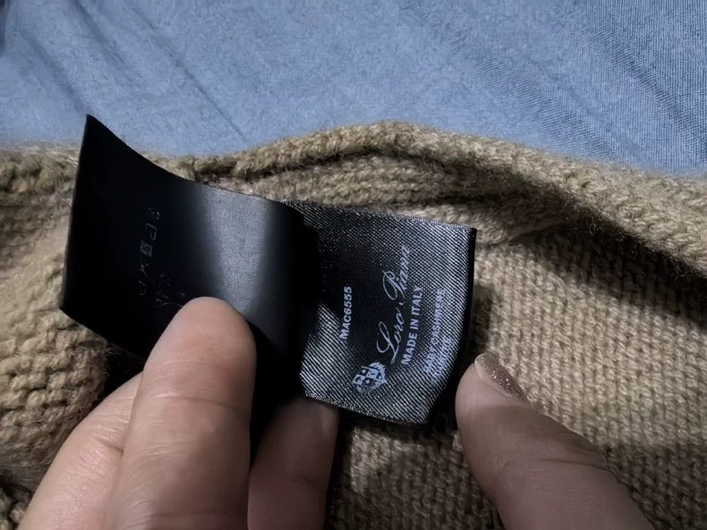 Loro Piana LORO PIANA Classic Little Goat Cashmere sweater Size XS / US 0-2 / IT 36-38 - 4 Thumbnail