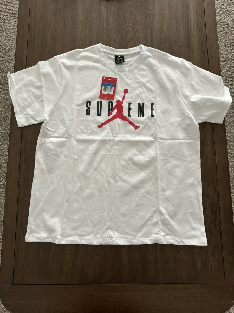 Jordan Brand × Supreme Jordan Supreme Tee Size US M / EU 48-50 / 2 - 3 Thumbnail