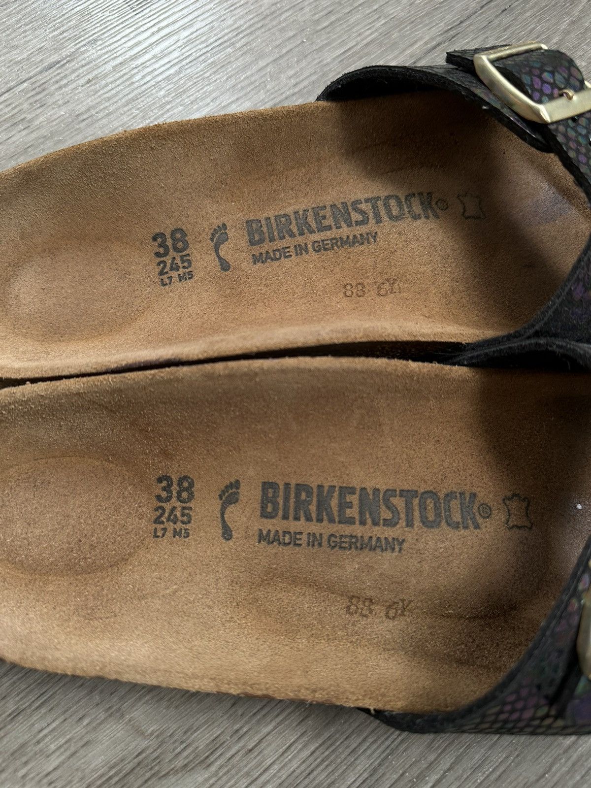 Birkenstock × Vintage 🫧Birkenstock Vintage Patent Leather Buckle Sandals Size US 8 / IT 38 - 16 Thumbnail