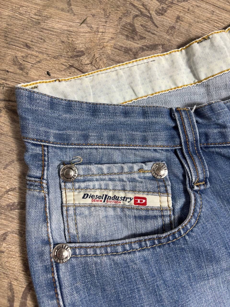 Diesel Vintage Diesel Baggy Thrashed Bootcut Denim jeans Size US 34 / EU 50 - 11 Thumbnail